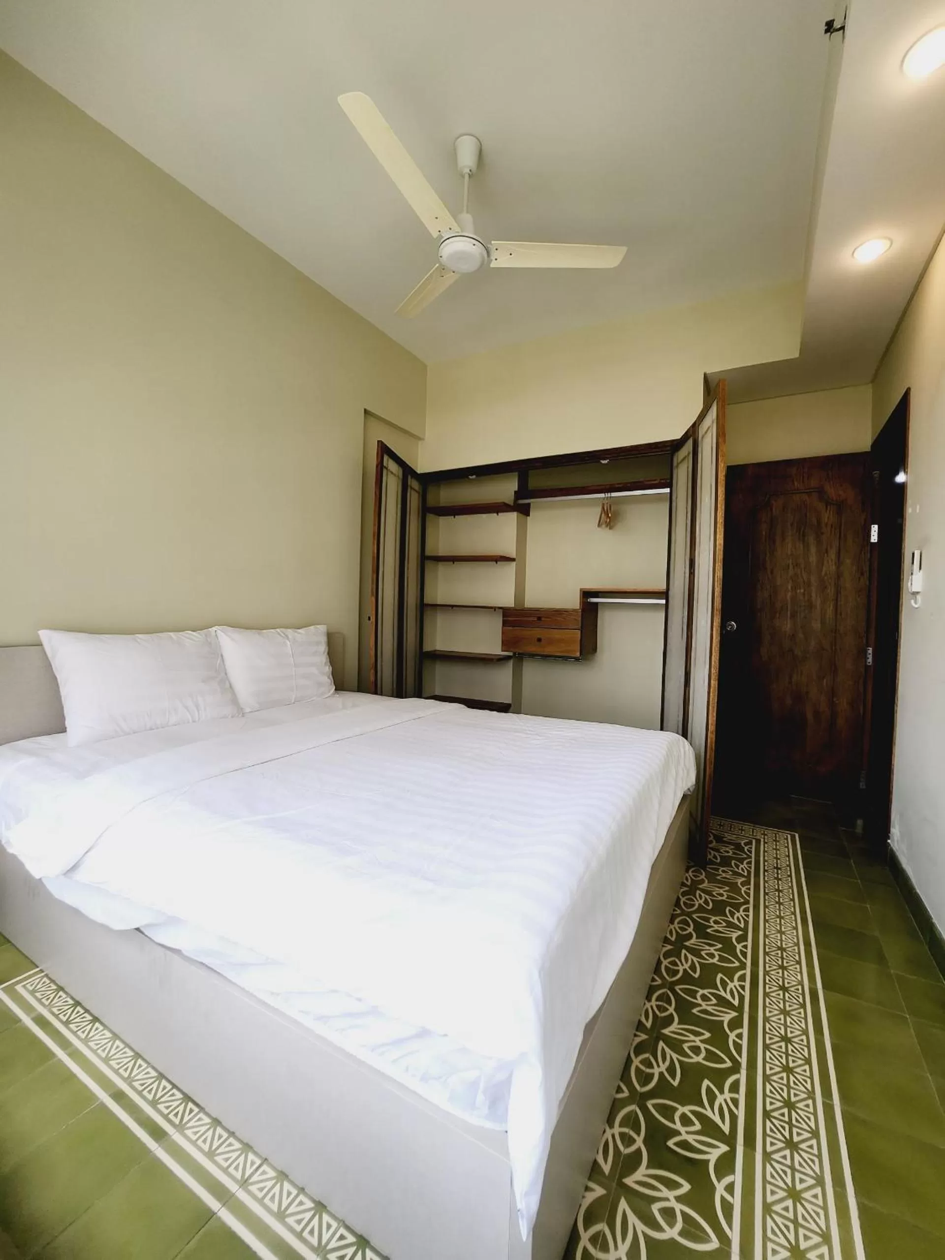 Bed in Scenic Valley Suite