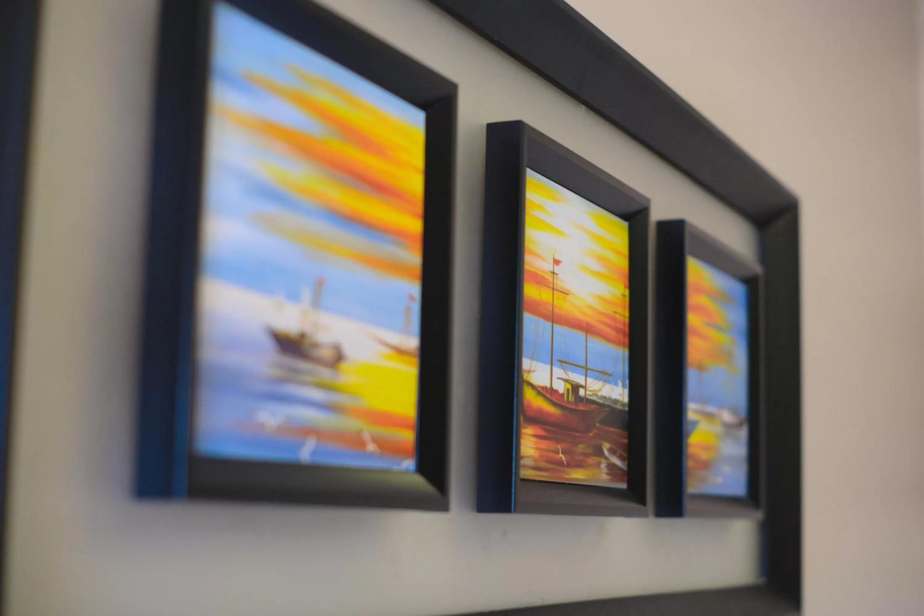 TV/Entertainment Center in Gess Hotel