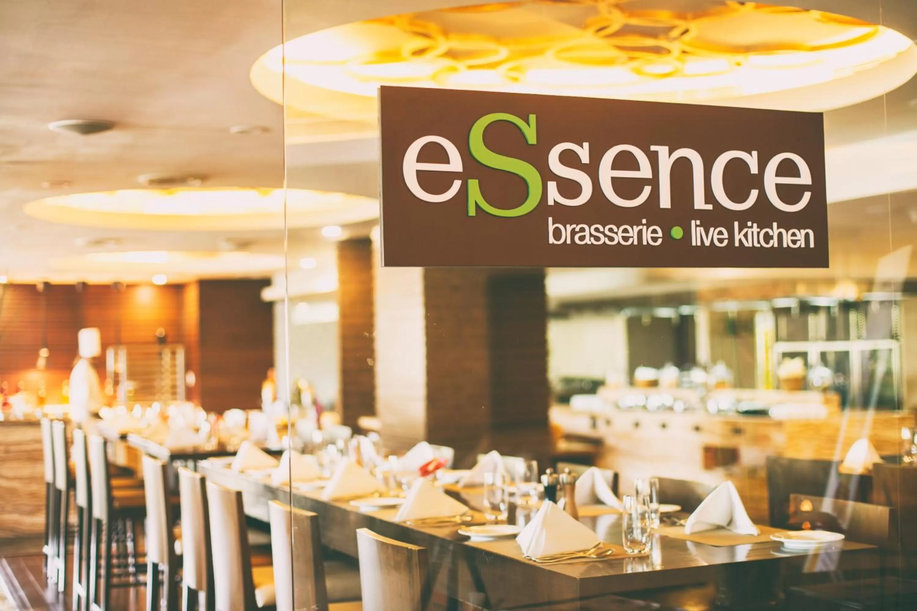 Restaurant/places to eat in Crowne Plaza Ahmedabad City Centre by IHG