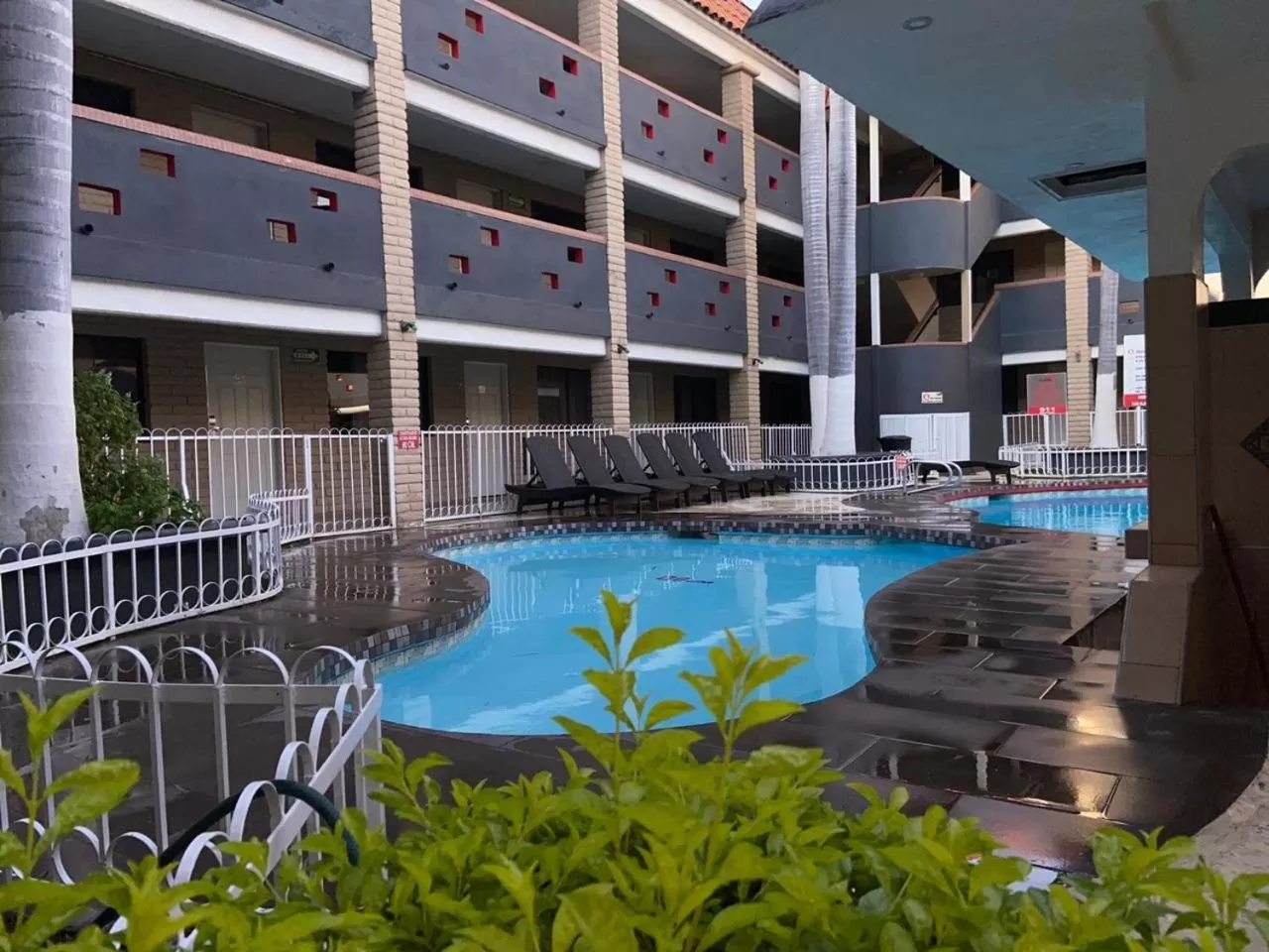Pool view in Hotel La Finca