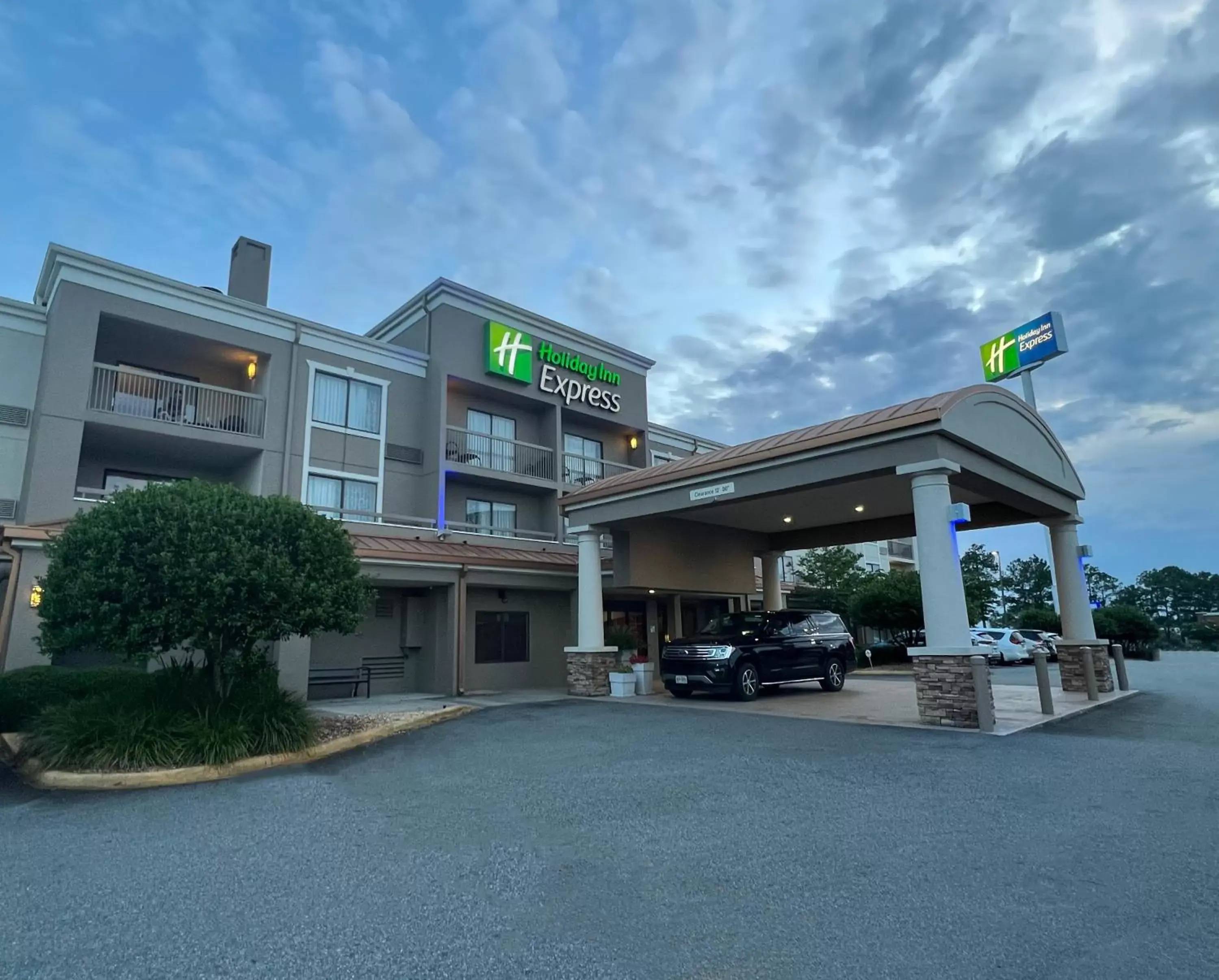 Holiday Inn Express Tifton by IHG Holiday Inn Express Tifton by IHG