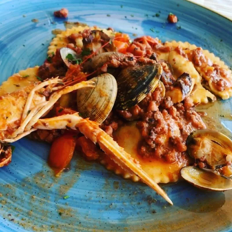 Restaurant/places to eat in Il Nuovo Gabbiano