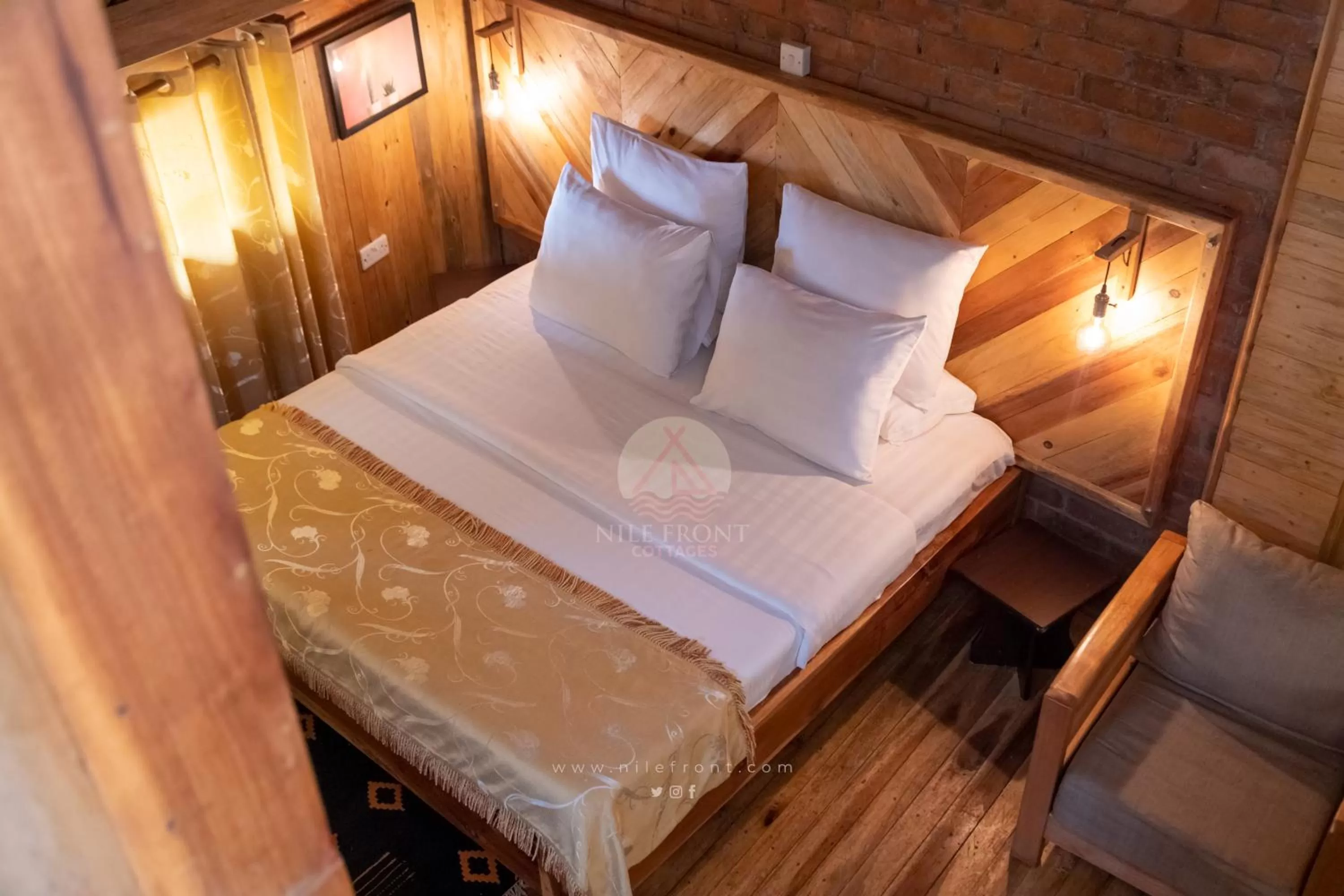 Bed in Nile Front Cottages