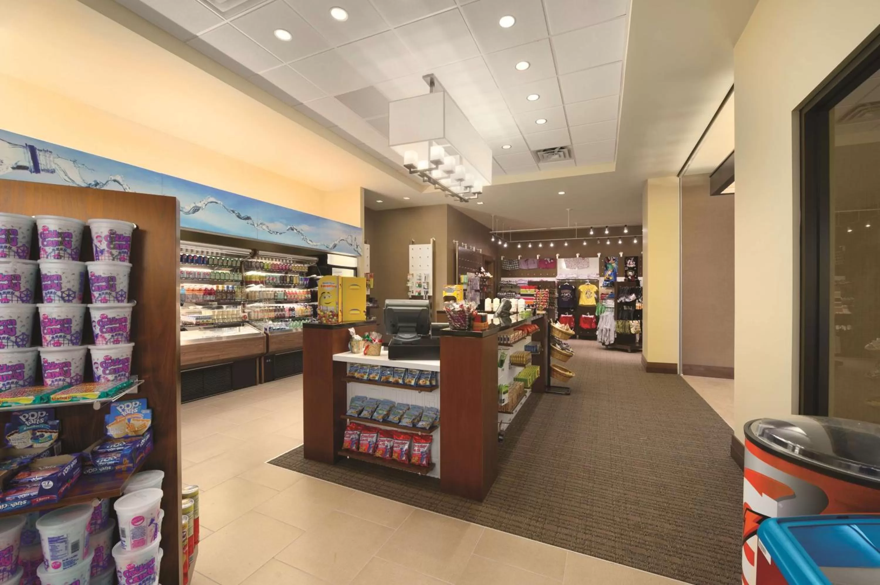 On-site shops in Embassy Suites by Hilton Orlando Lake Buena Vista South