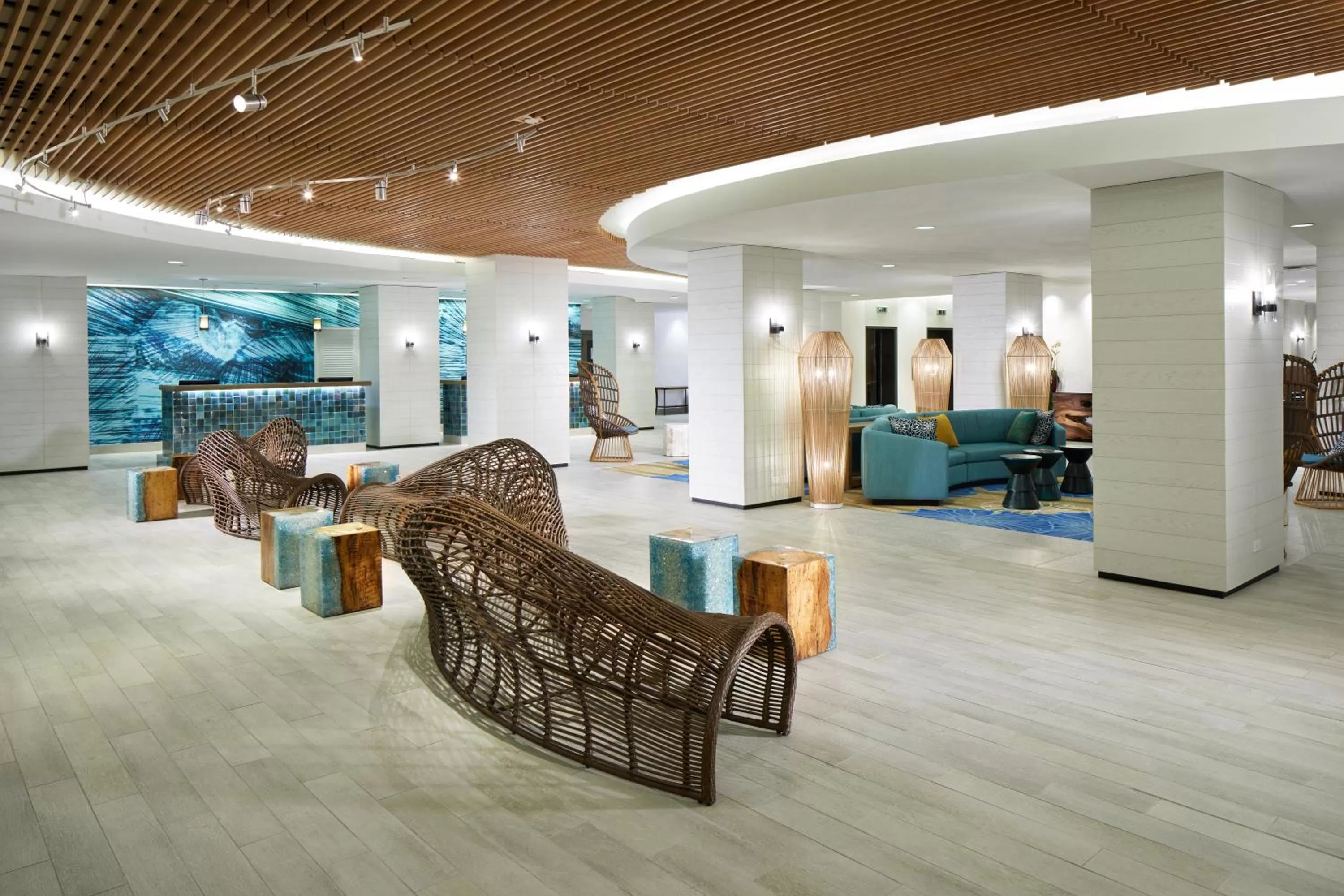 Lobby or reception in OUTRIGGER Waikiki Beachcomber Hotel