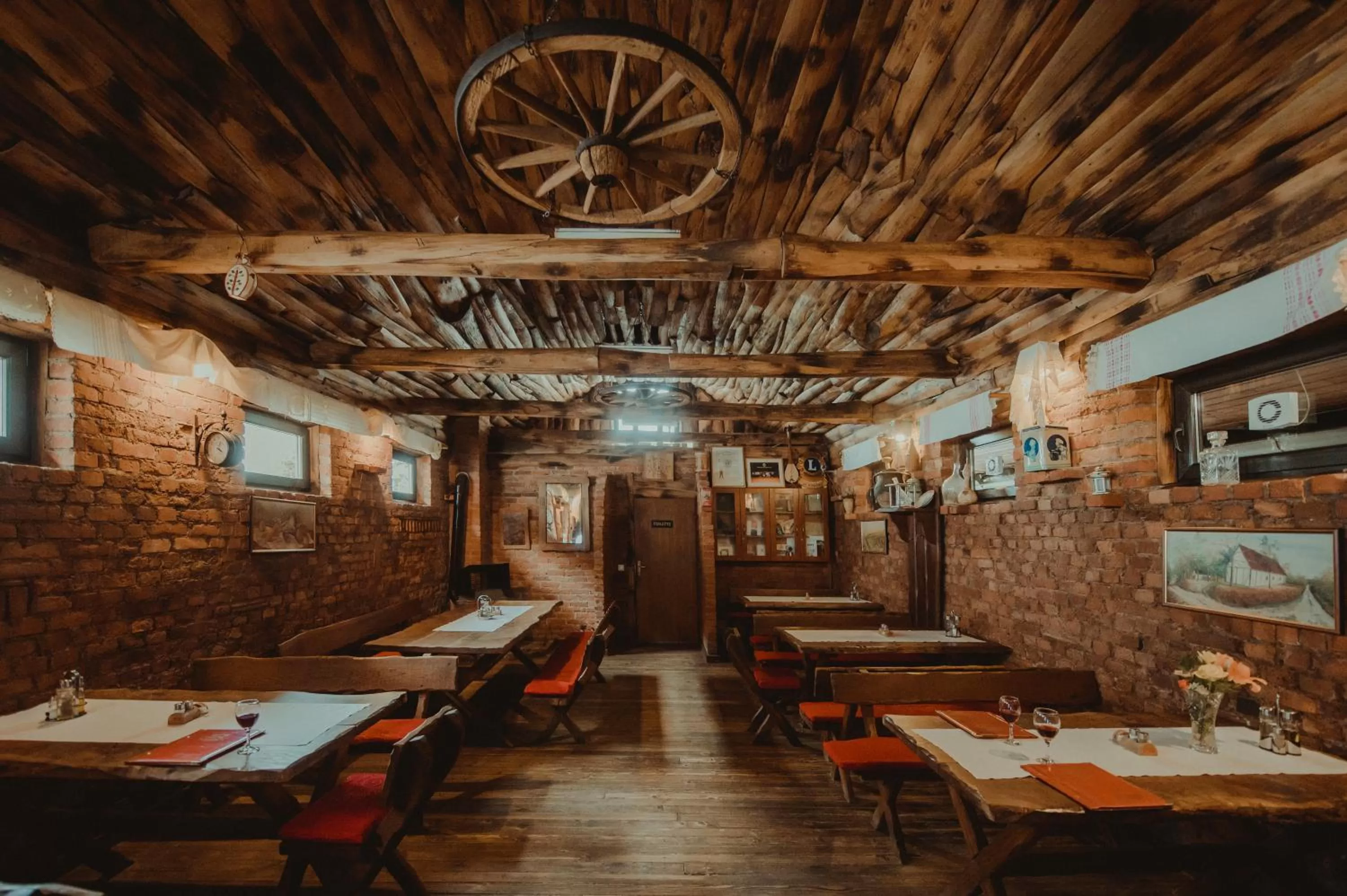 Restaurant/Places to Eat in B&B Laguna