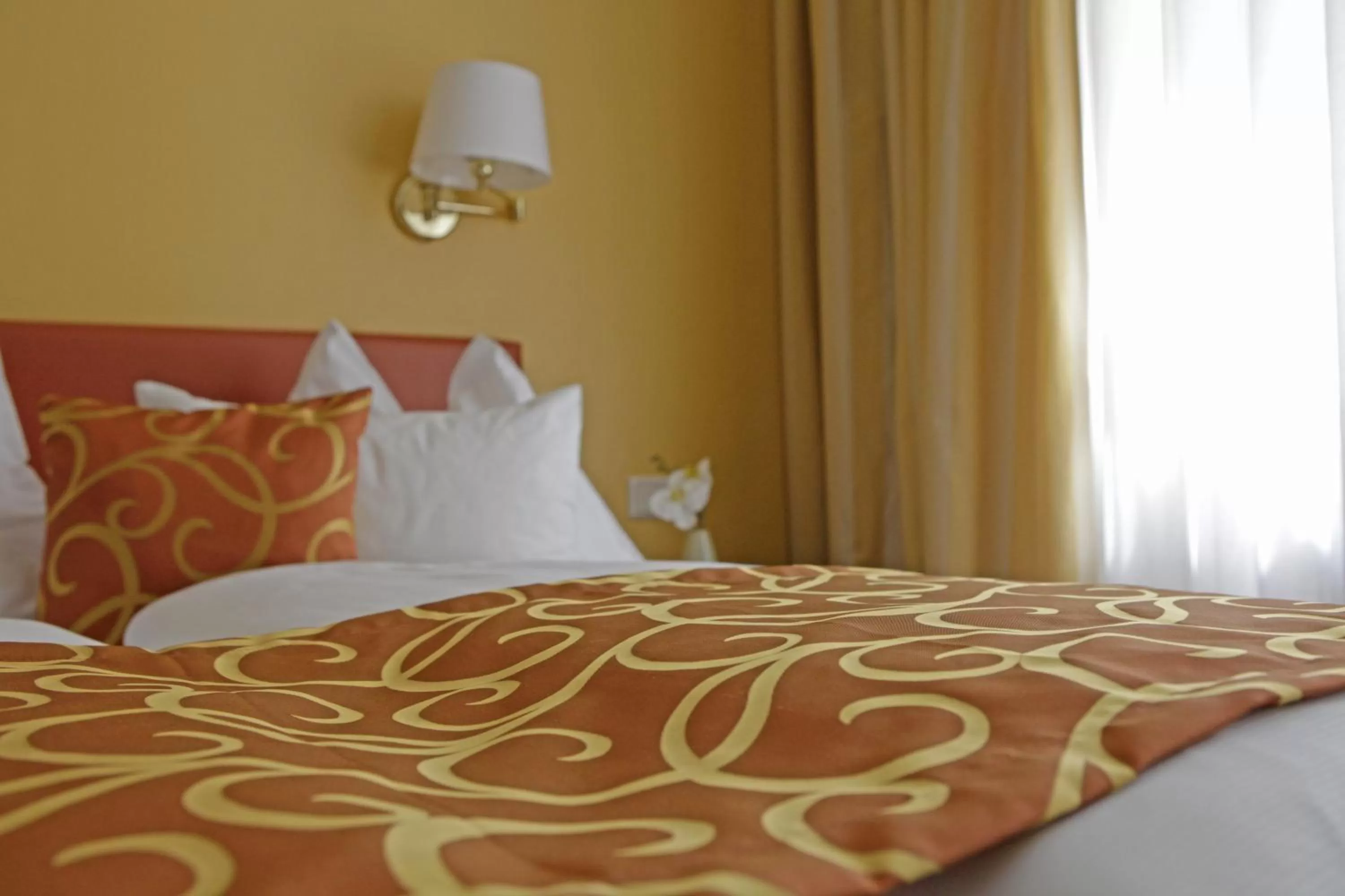 Bed in Hotel Domizil