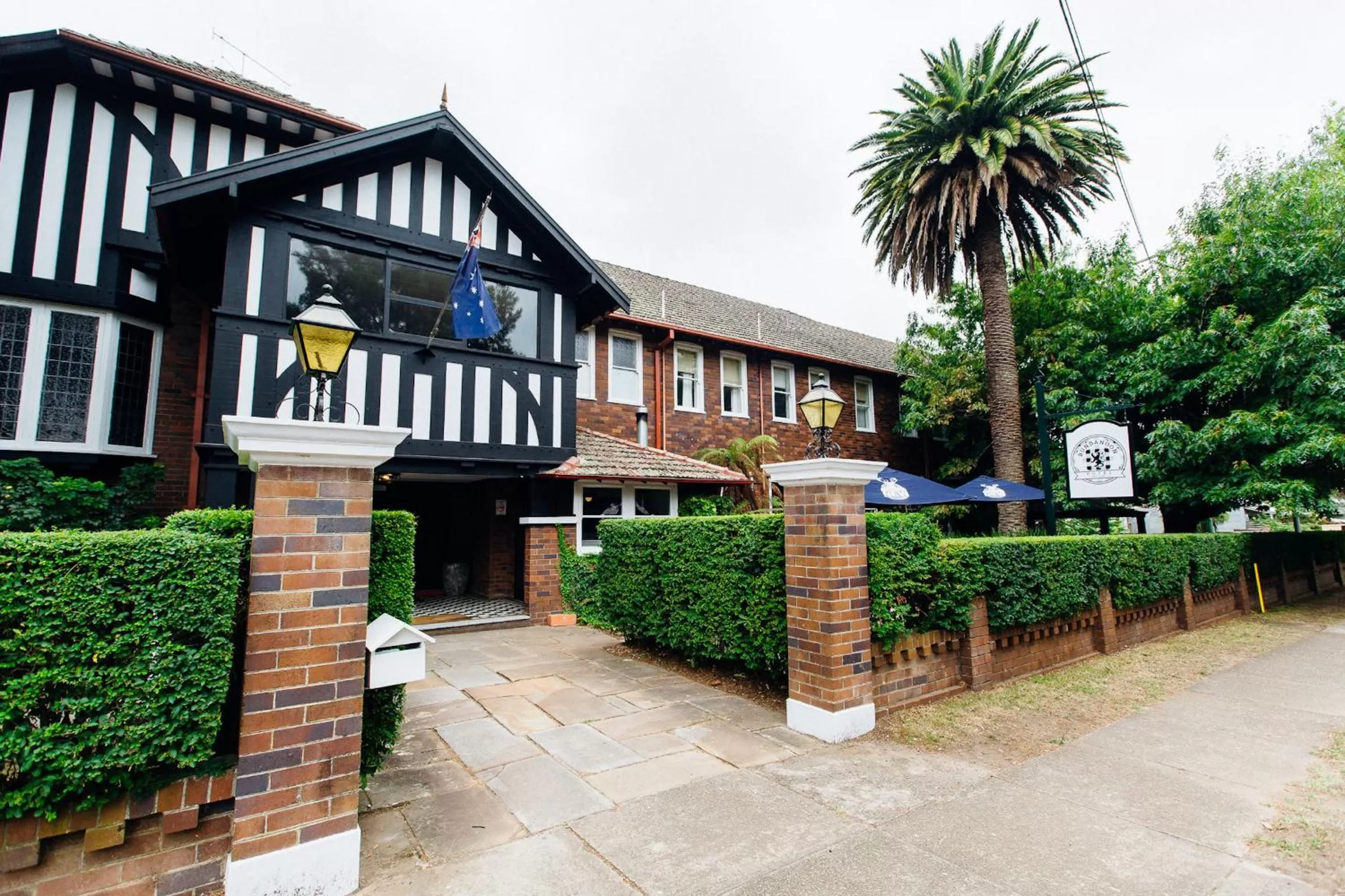 Property building in Bundanoon Hotel