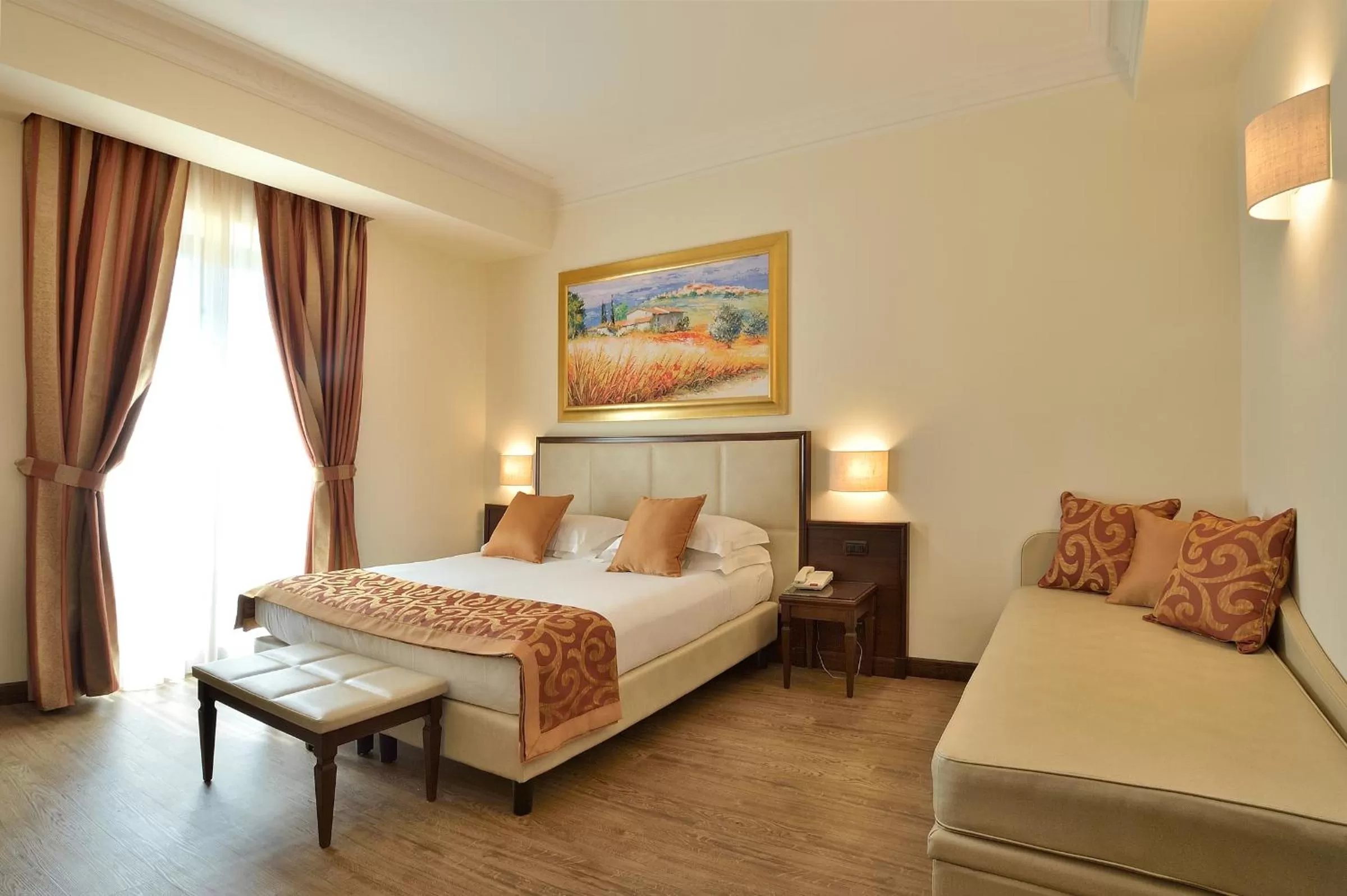 Photo of the whole room, Bed in Hotel Athena