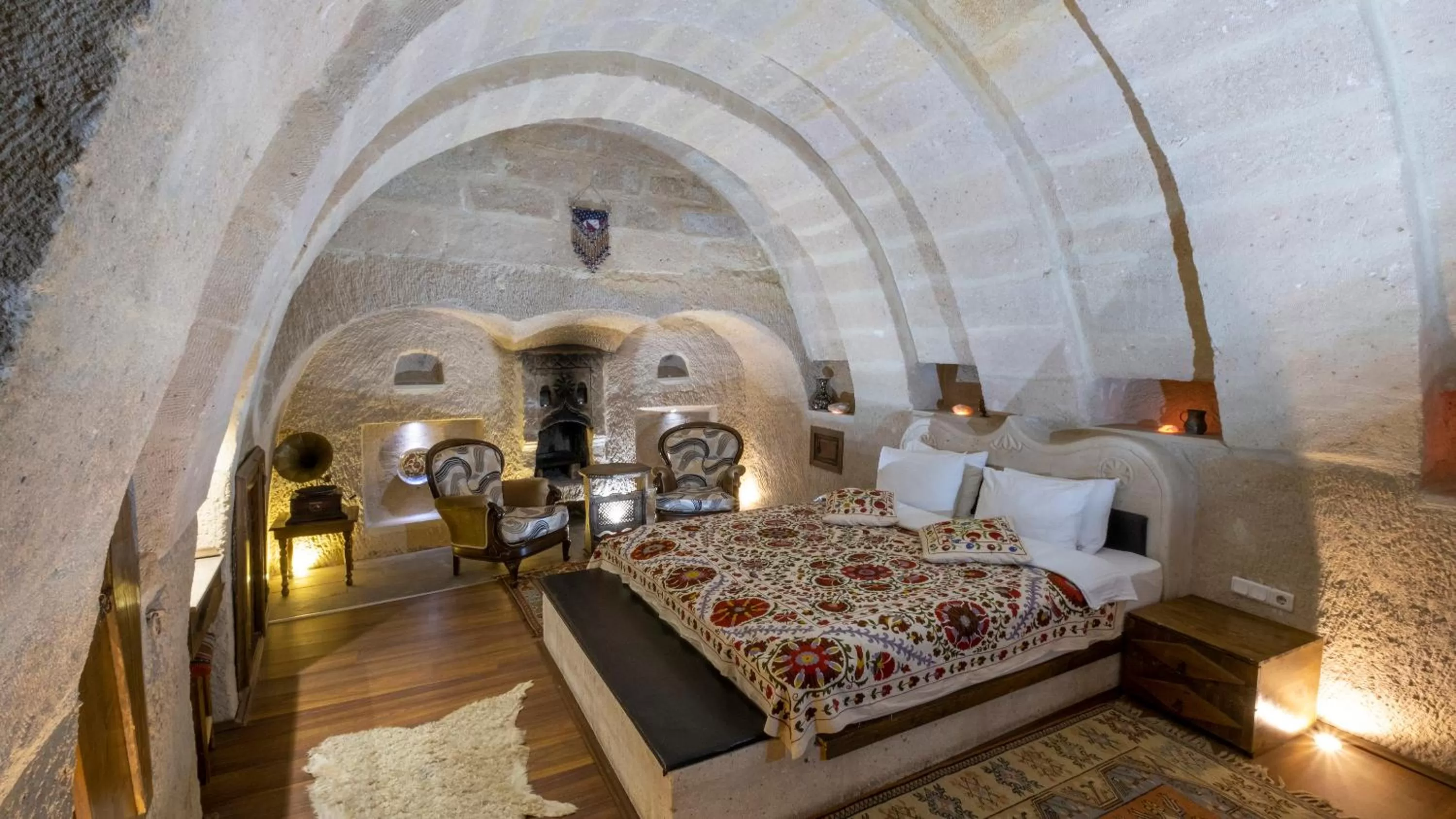 Photo of the whole room, Bed in In Stone House