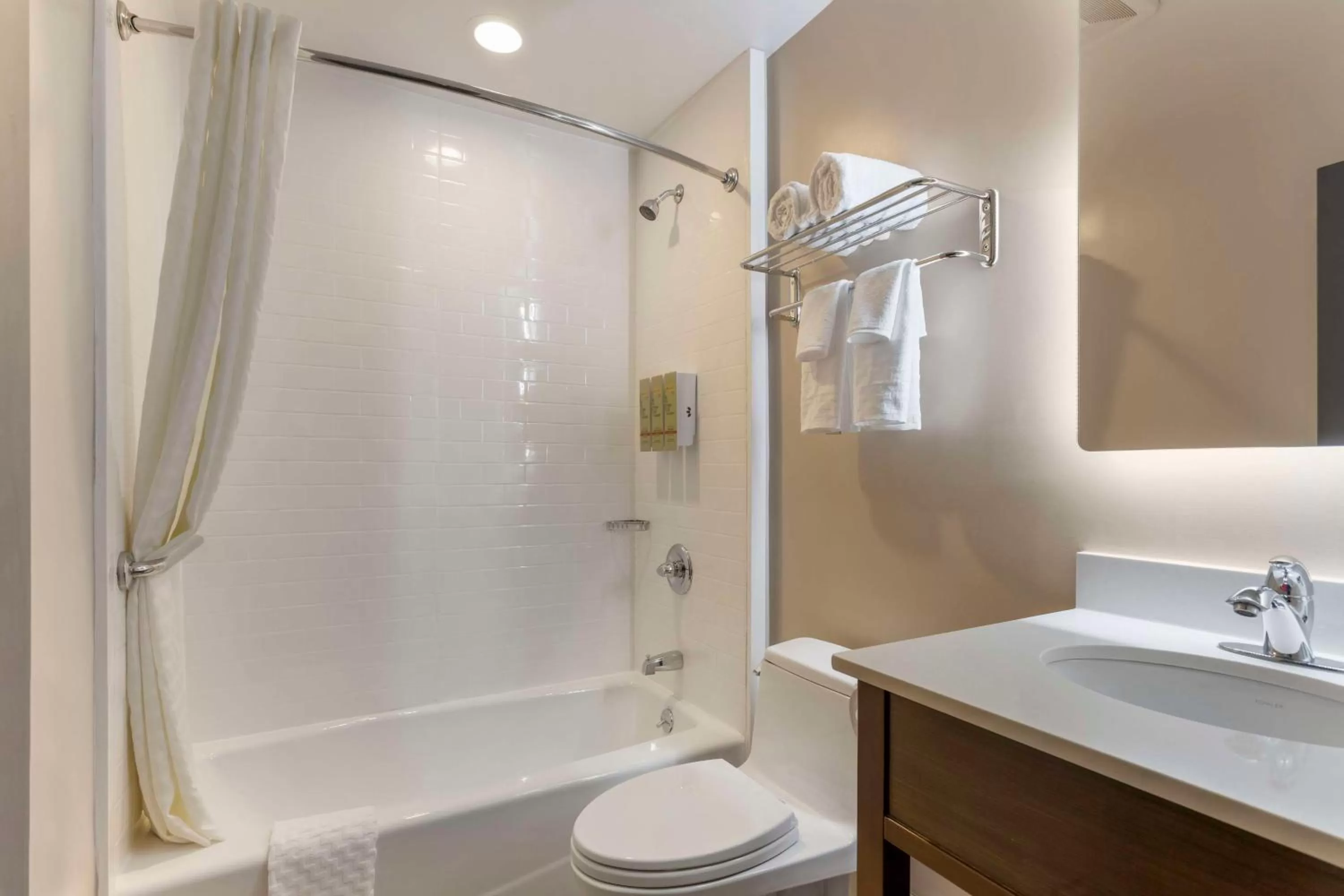 Bathroom in Best Western Brooklyn-Coney Island Inn