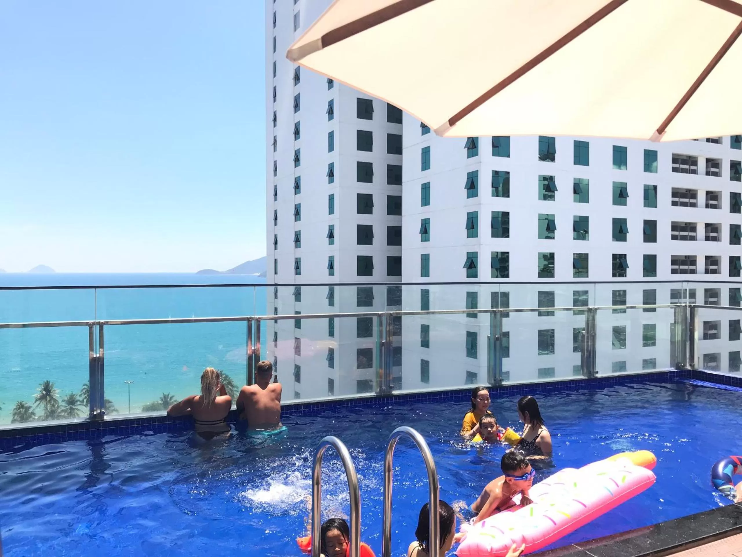 Pool view in Smile Hotel Nha Trang