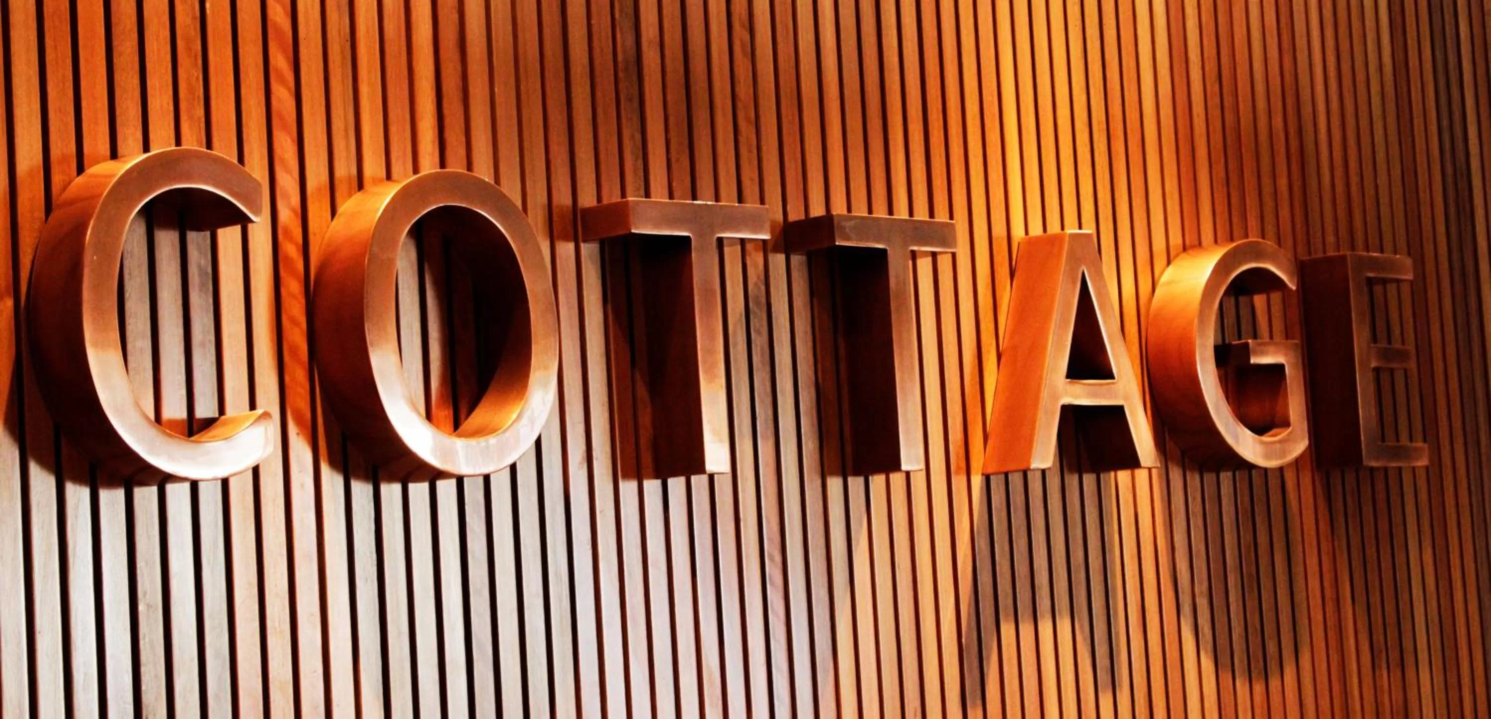 Property logo or sign in Cottage Puerto Buceo