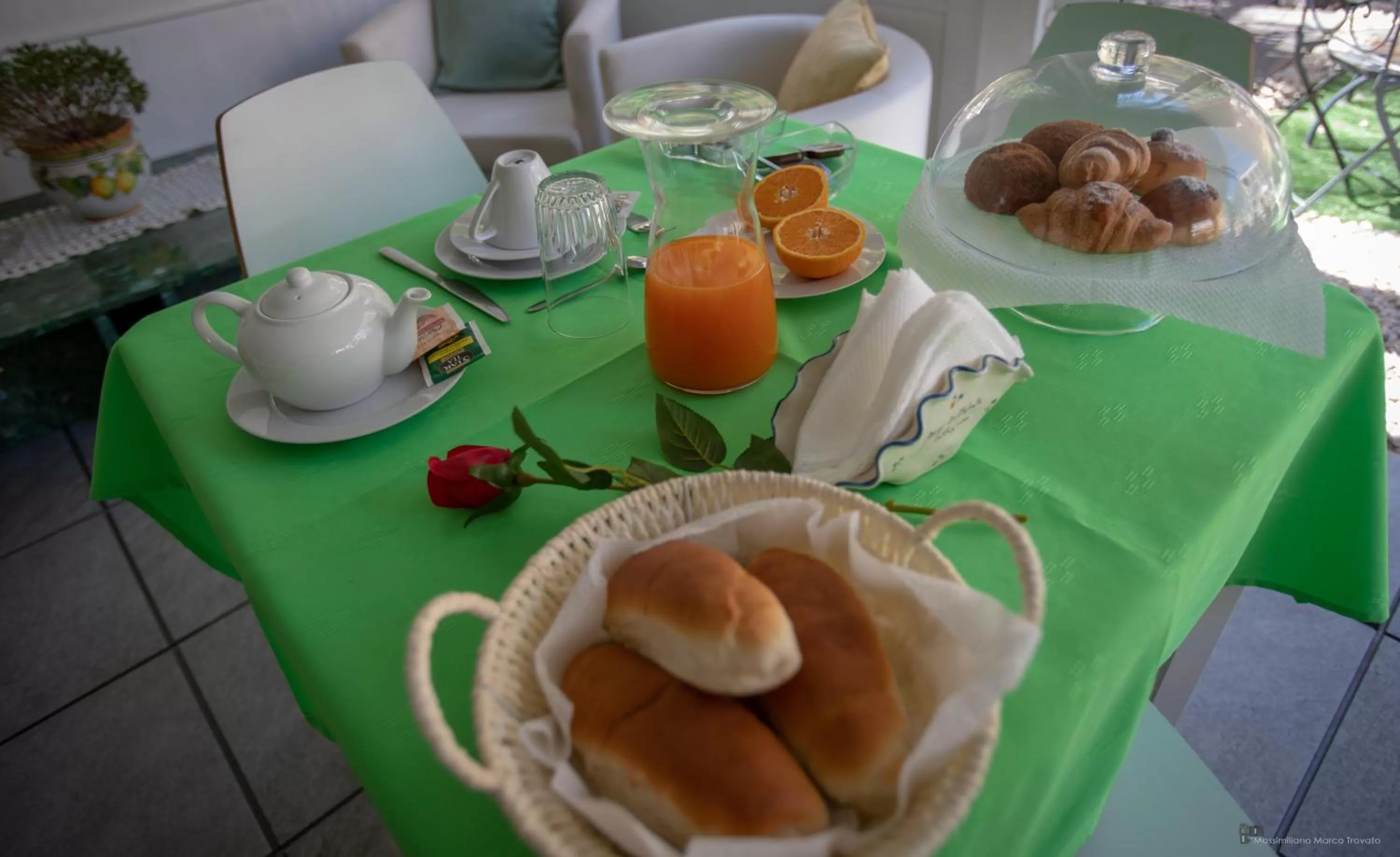 Food and drinks in B&B Sicily Luxury