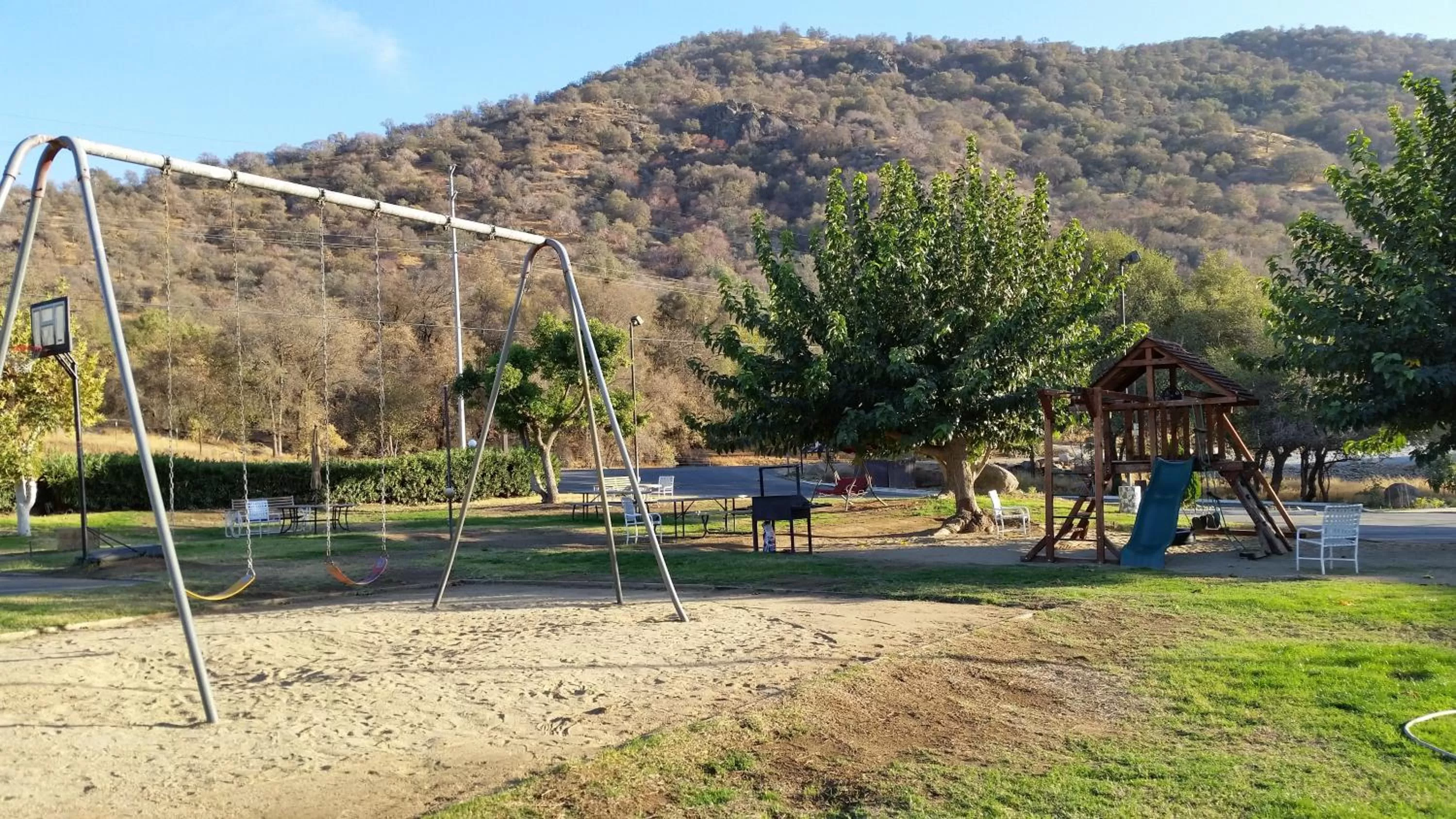 Facade/entrance in Western Holiday Lodge
