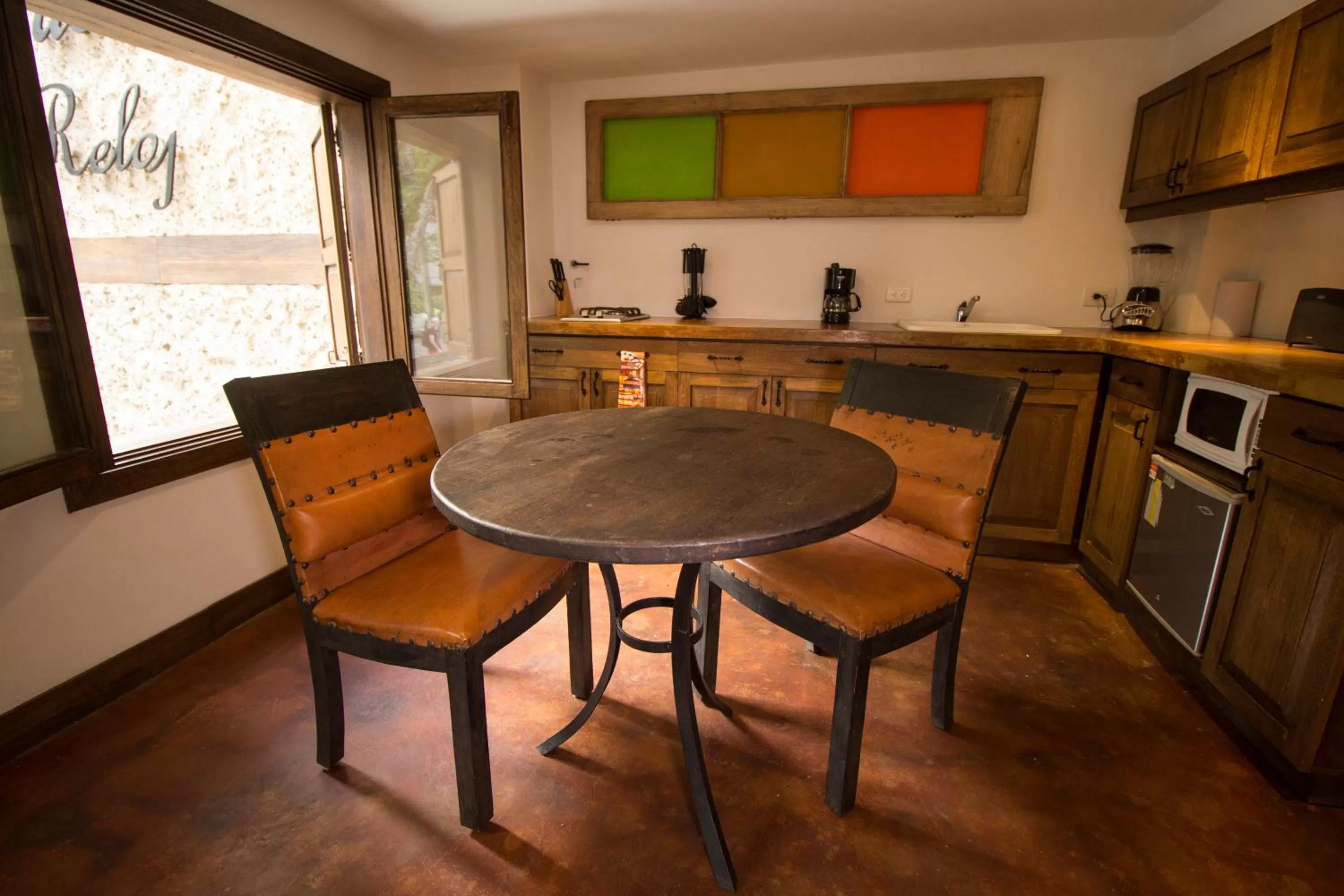 Dining area, Kitchen/Kitchenette in Casa Del Reloj