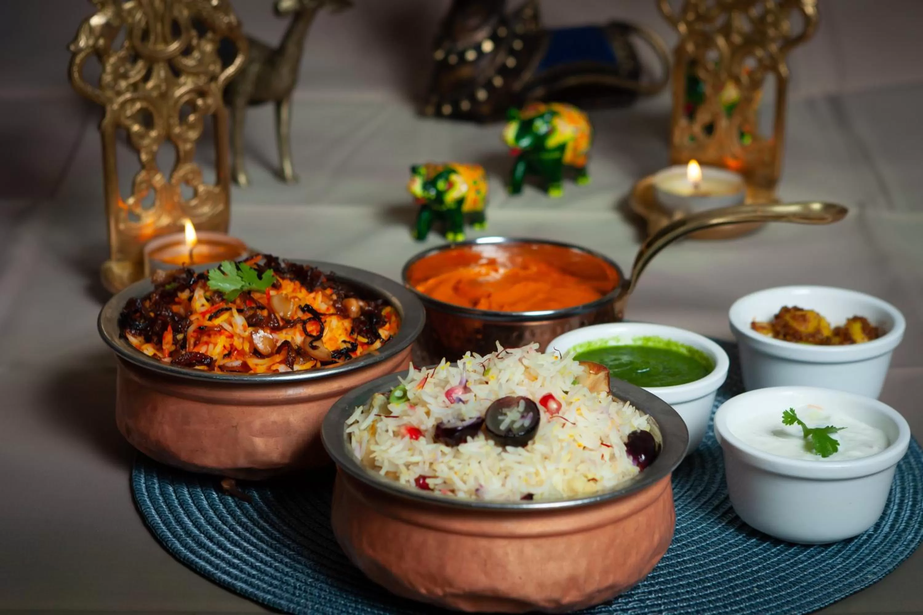 Restaurant/places to eat in Sunday Hotel Holiday international Dubai