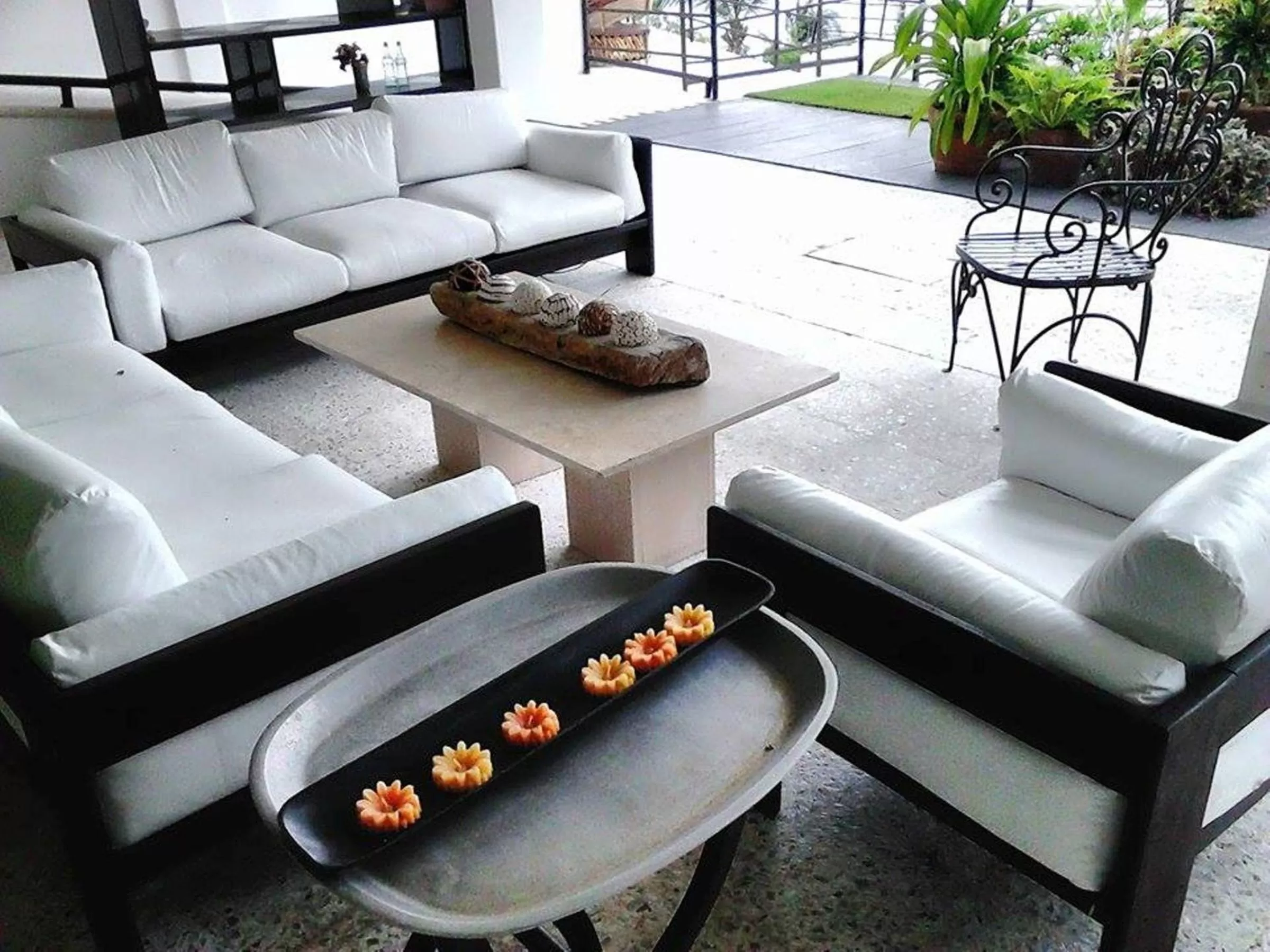 Patio, Seating Area in Donde Mira el Sol HOTEL RETIRADO Y ESPACIOSO CON CONDICIONES IDEALES PARA PASAR LA CONTINGENCIA CON LA MAYOR SEGURIDAD