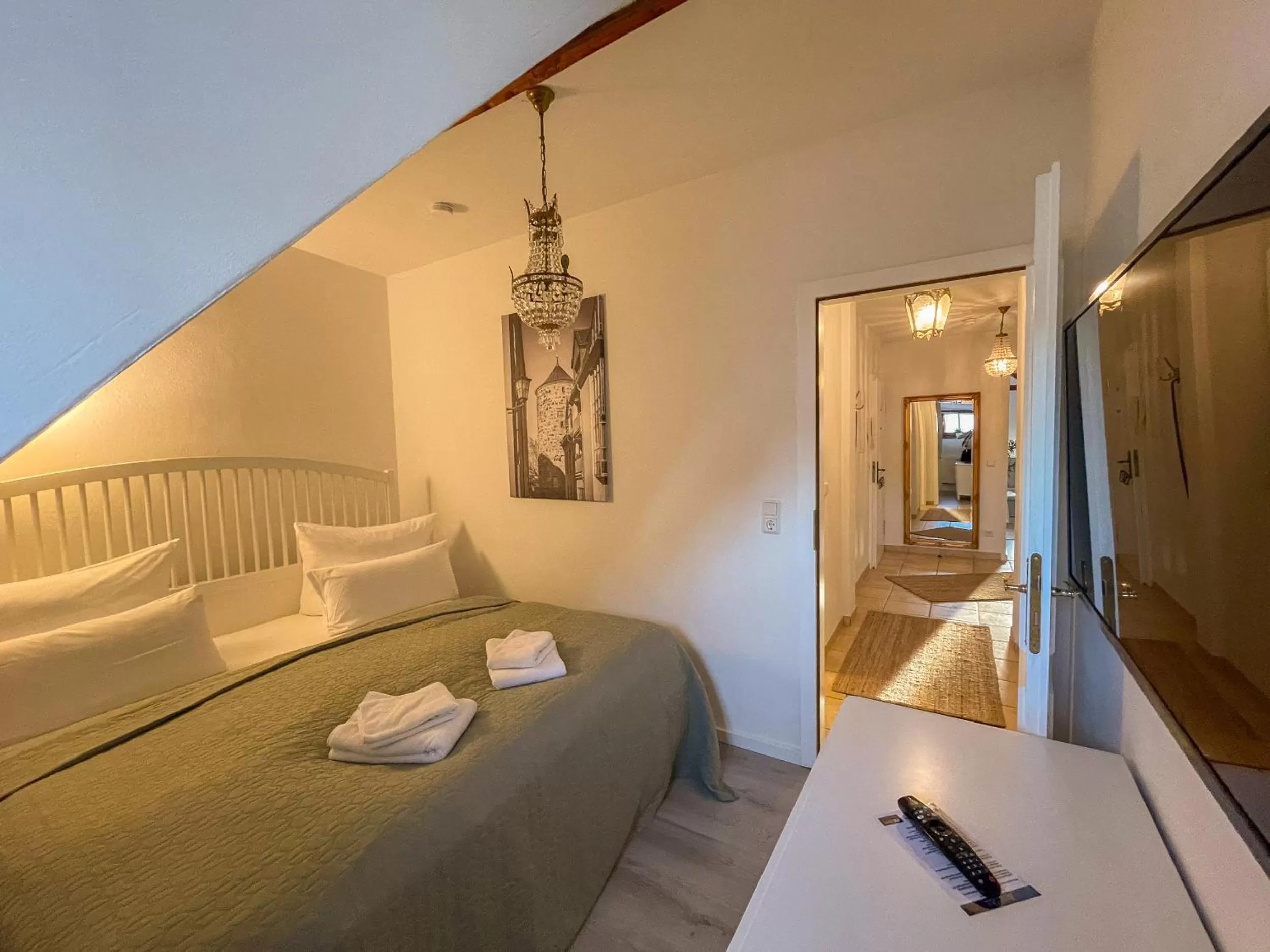 Bed in ApartOne Altstadt-Hotel