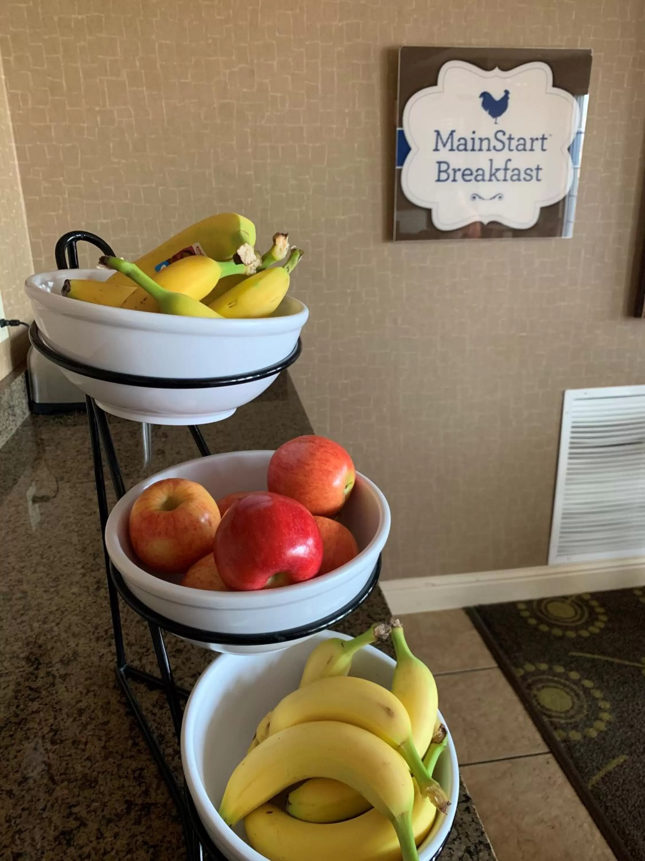 Breakfast in MainStay Suites St Robert - Fort Leonard Wood