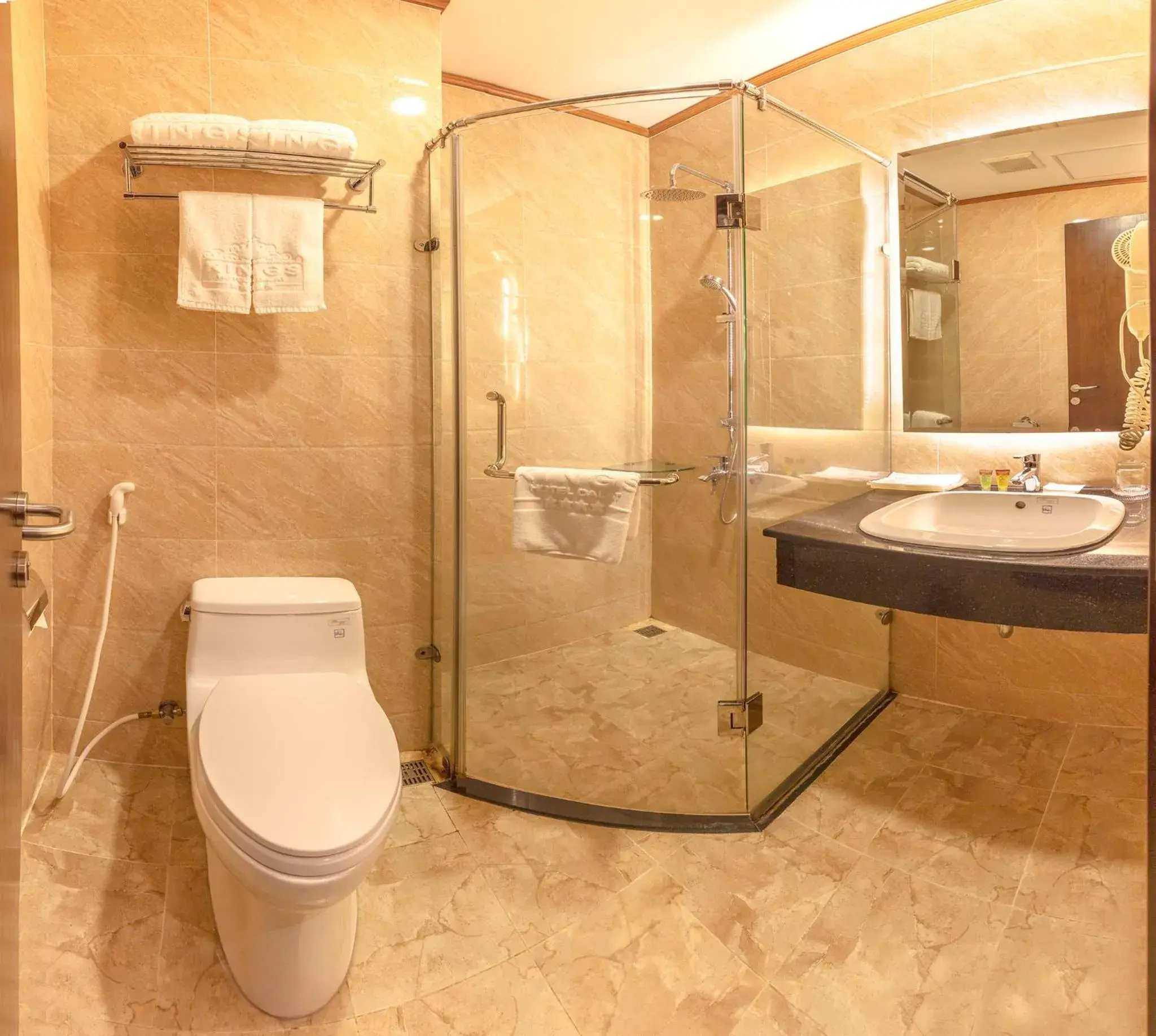 Superior King or Twin Room in Kings Hotel Dalat Superior King or Twin Room in Kings Hotel Dalat