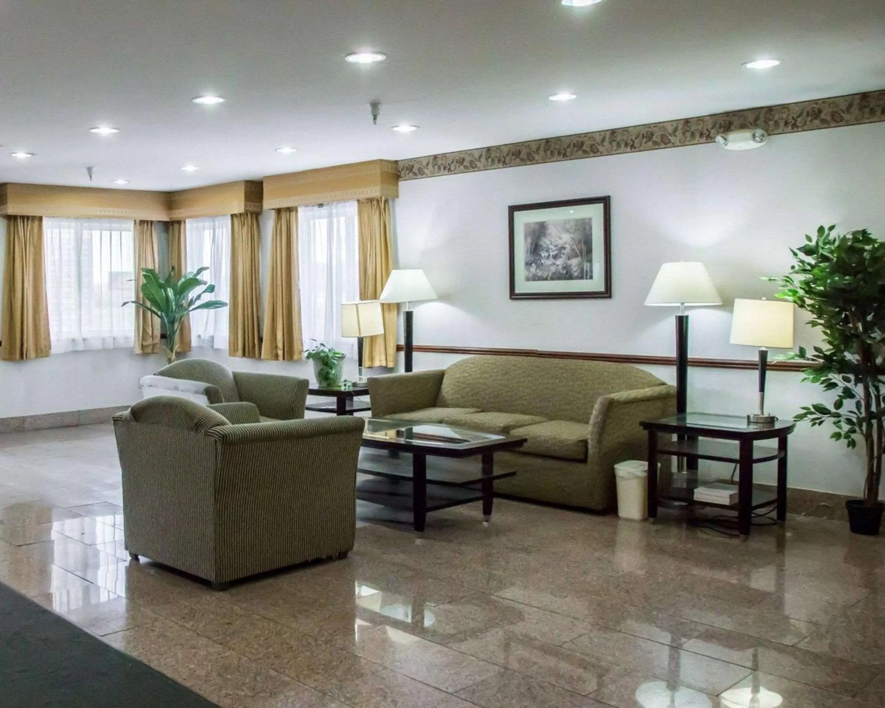 Lobby or reception in Quality Inn & Suites Loves Park near Rockford