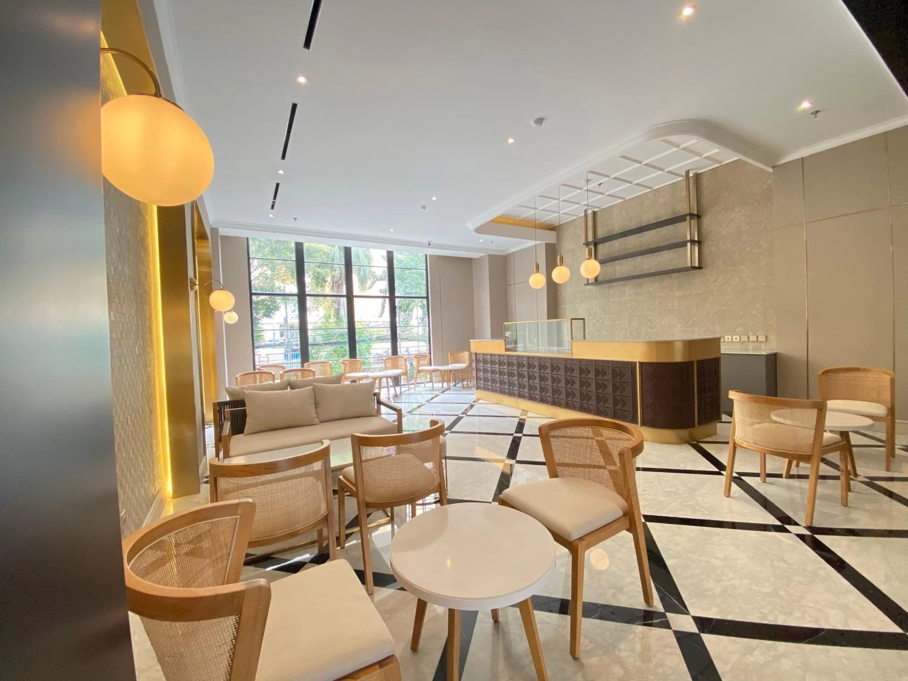 Lounge or bar, Lounge/Bar in Maia Hotel Jakarta