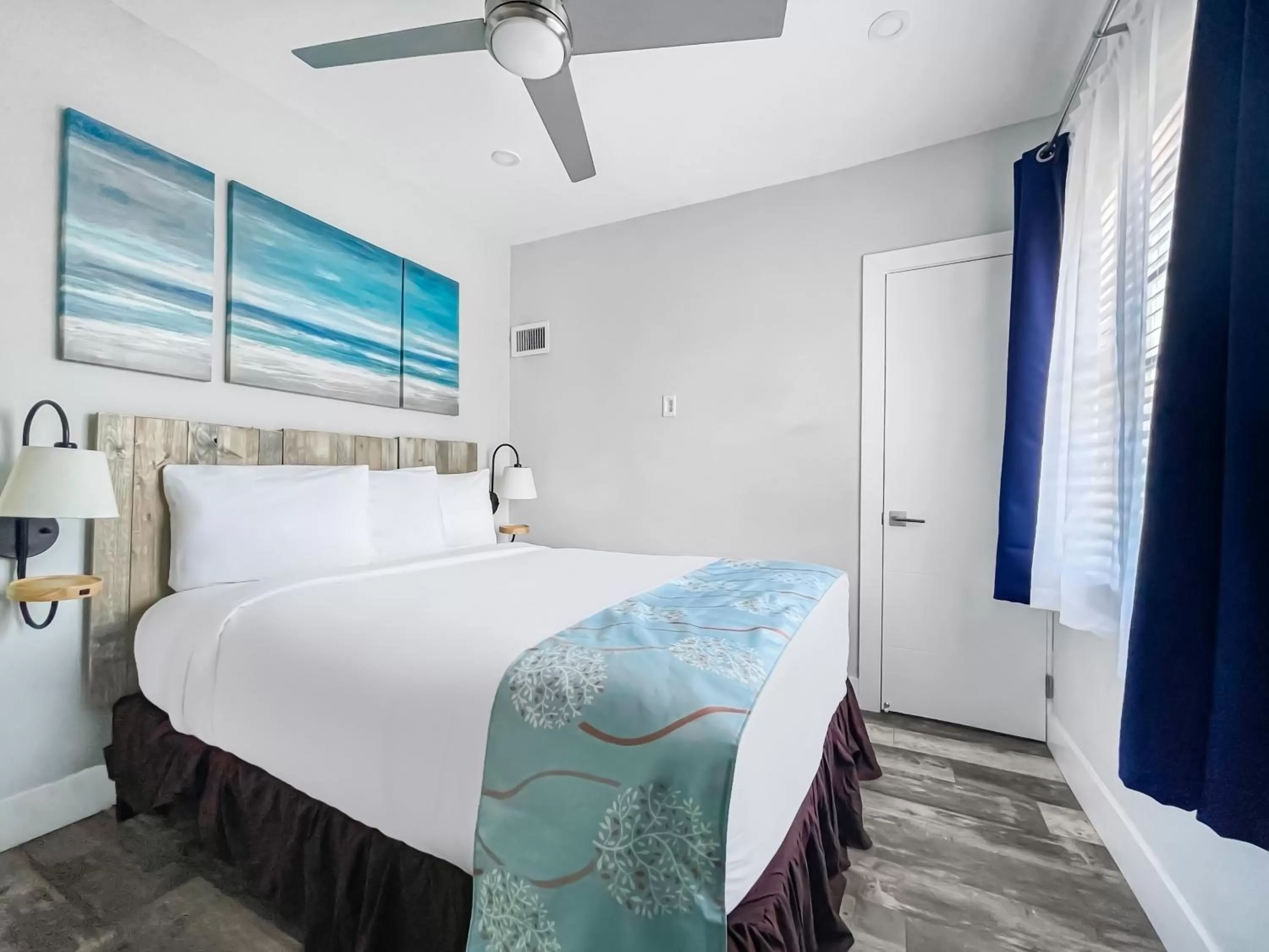 Bed in Hollywood Beach Hotels