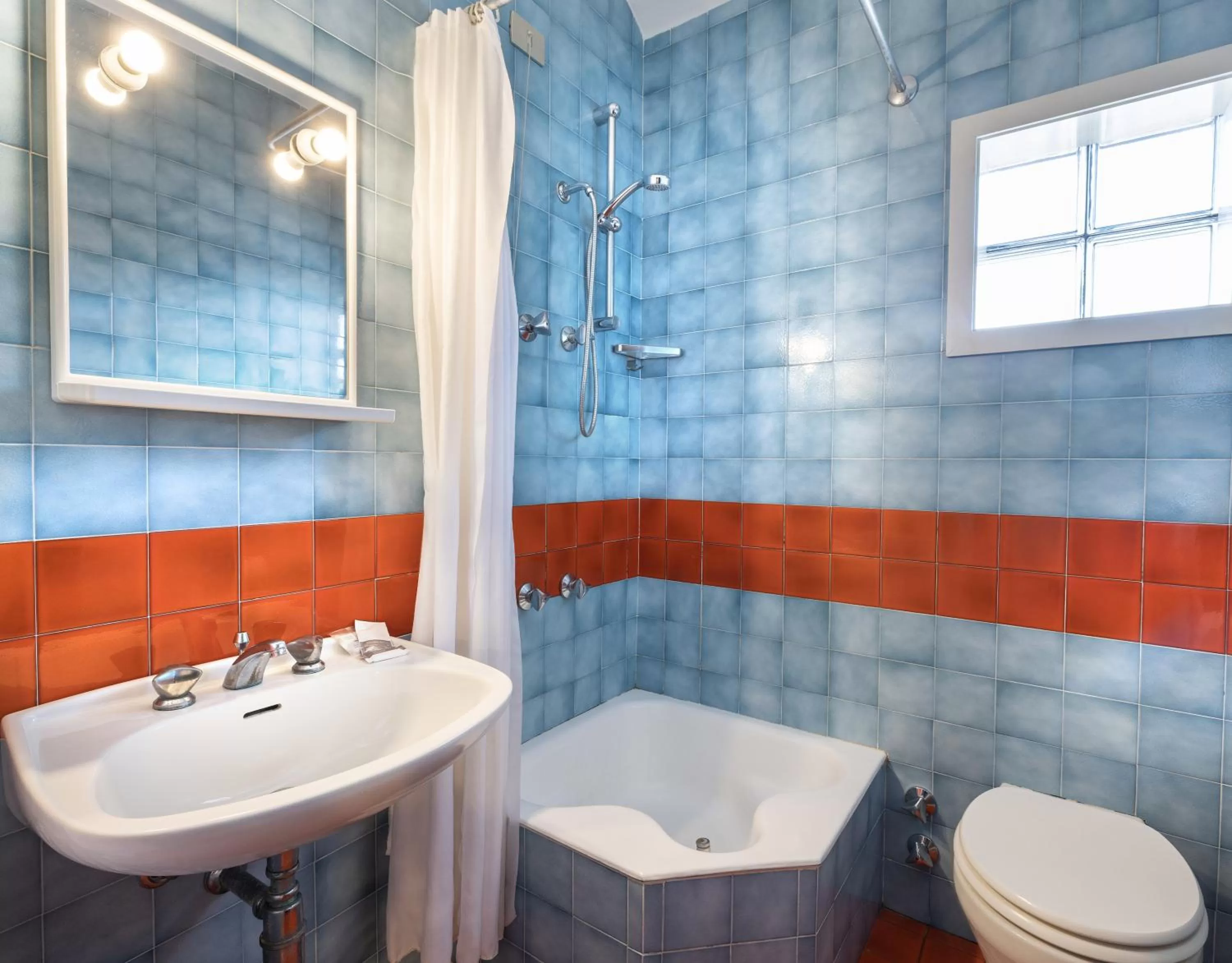 Shower in Hotel Palace Bologna Centro