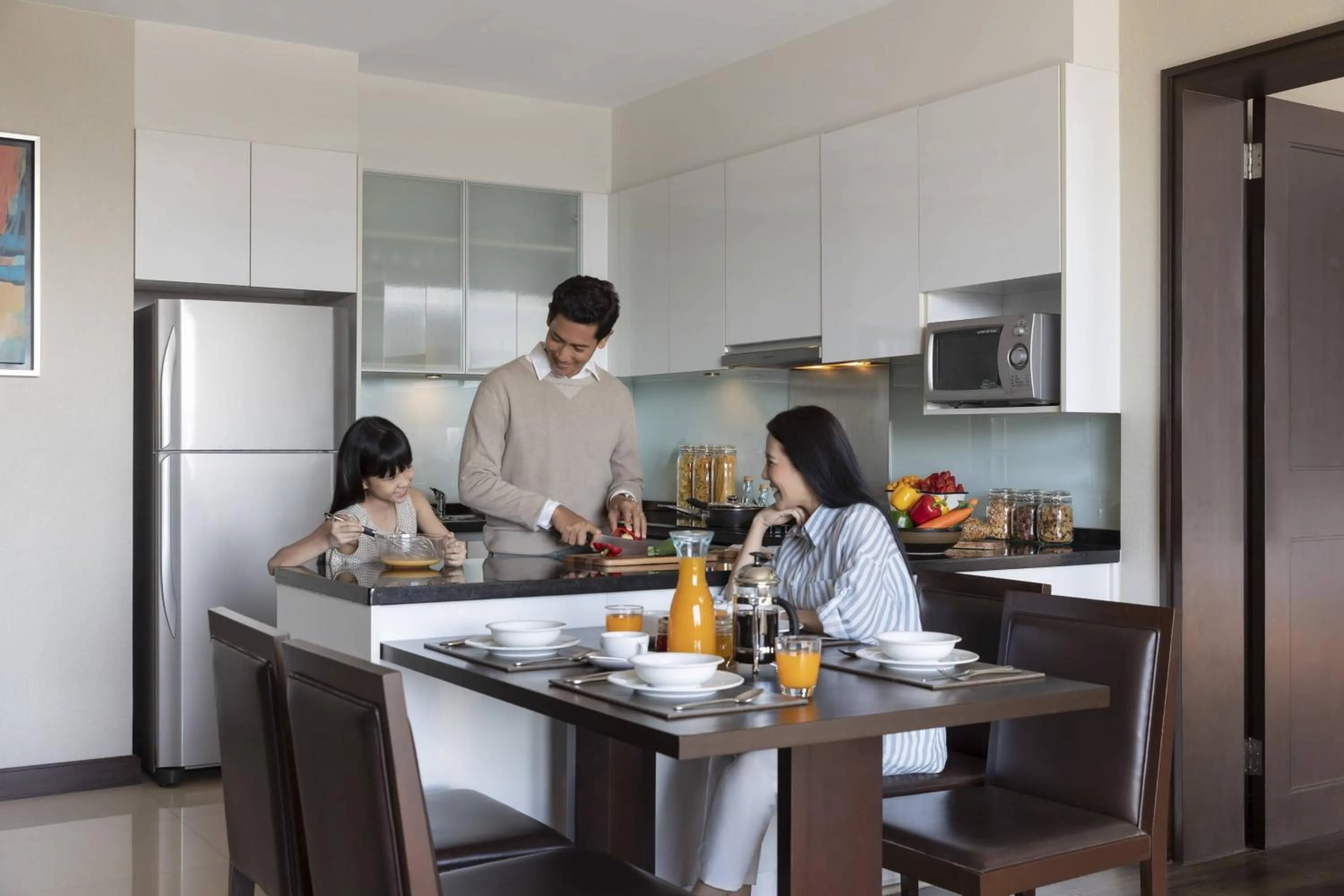 Kitchen or kitchenette in Marriott Executive Apartments Sukhumvit Park, Bangkok