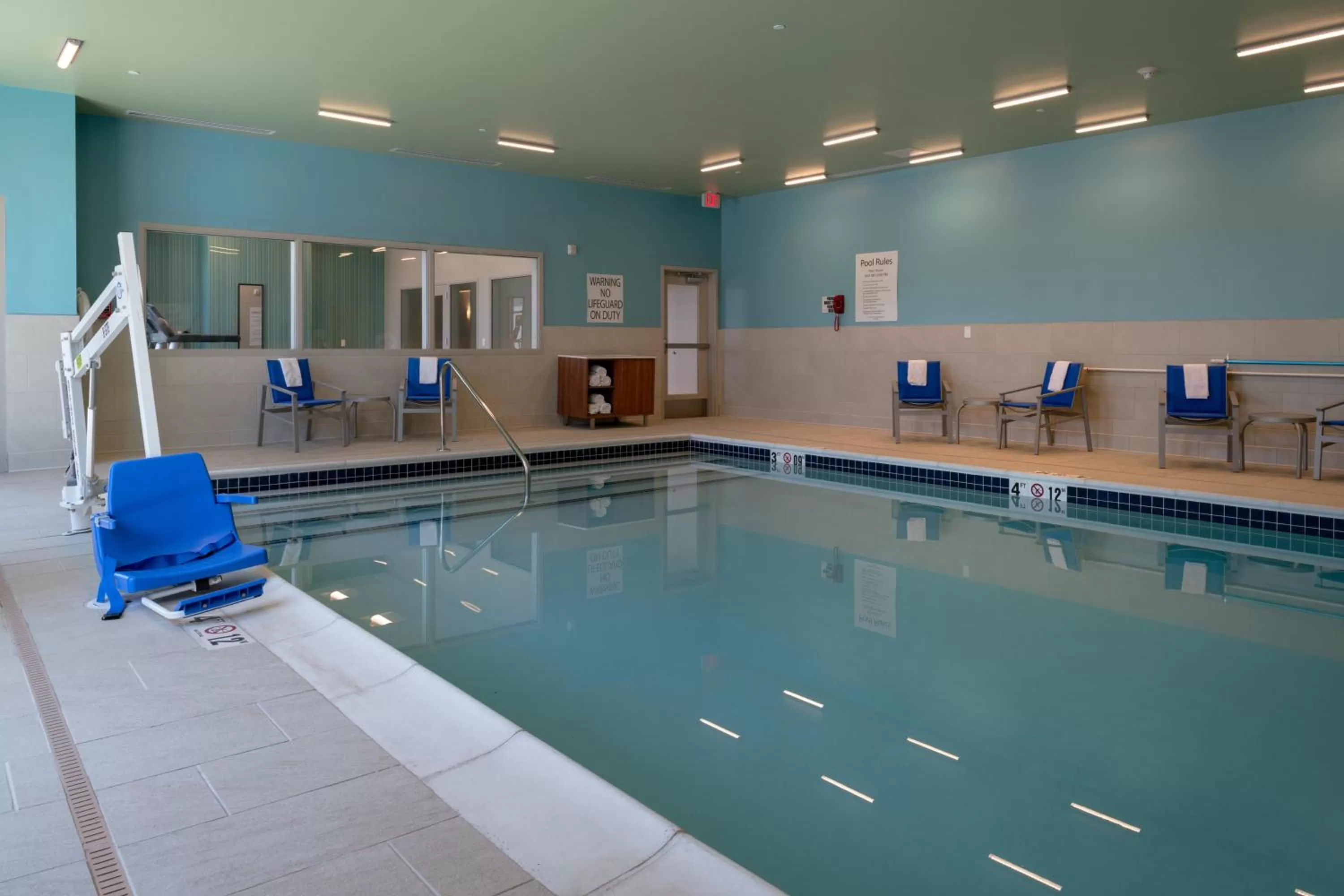Swimming pool in Holiday Inn Express & Suites - Tulsa Downtown - Arts District by IHG