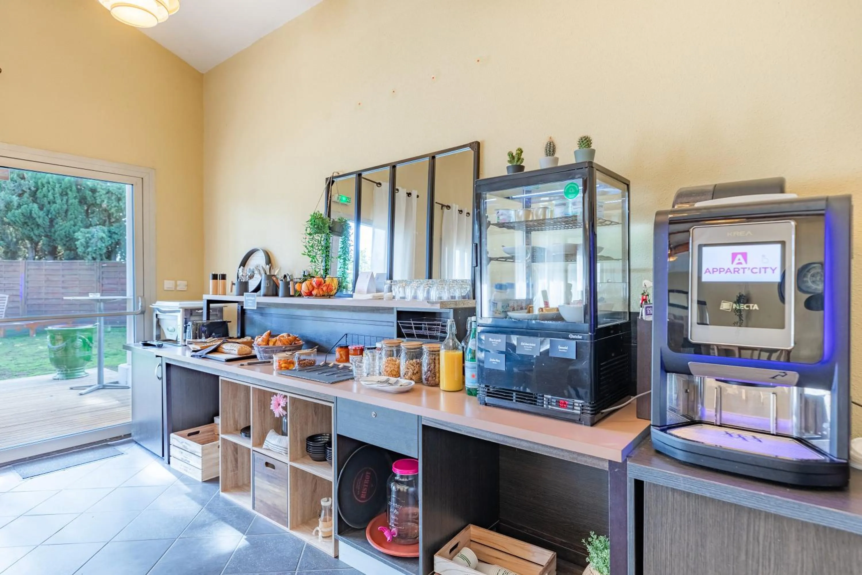 Buffet breakfast in Appart'City Classic Toulouse Saint-Simon