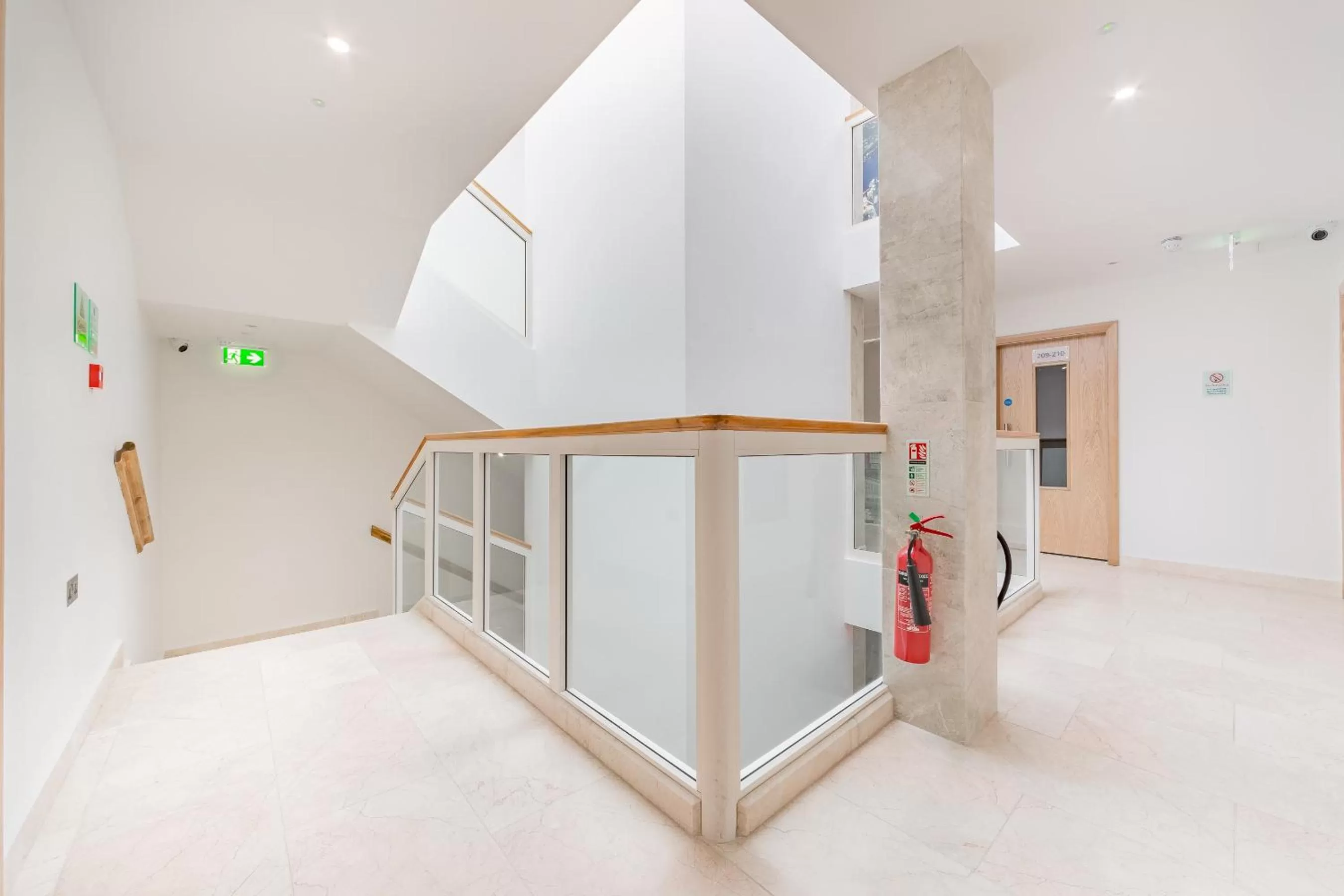 Balcony/Terrace in The Lion & Key Hotel