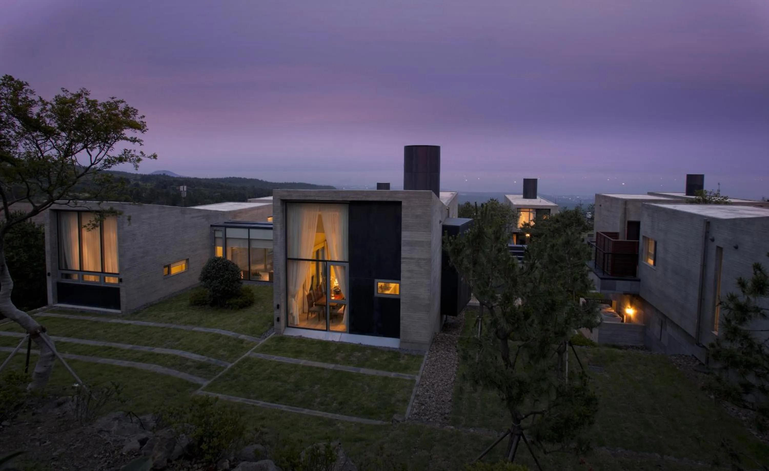Facade/entrance in Lotte Resort Jeju Artvillas