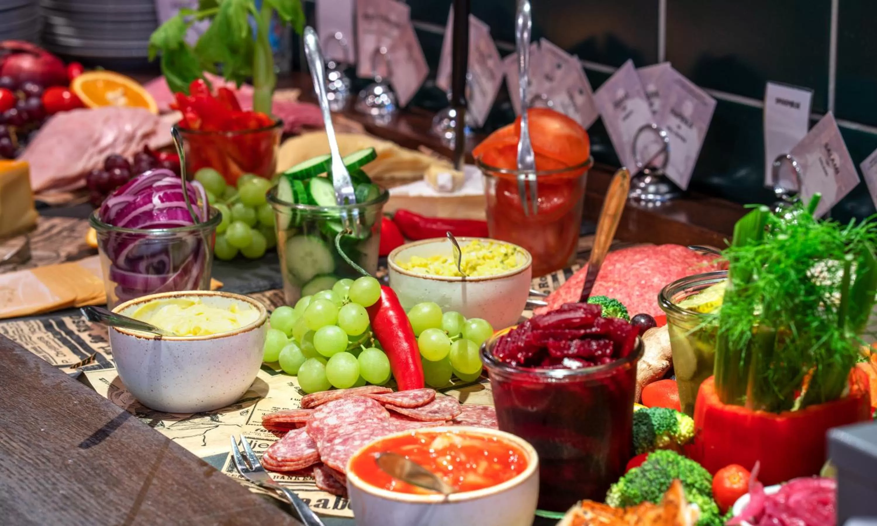 Buffet breakfast in Thon Hotel Moldefjord