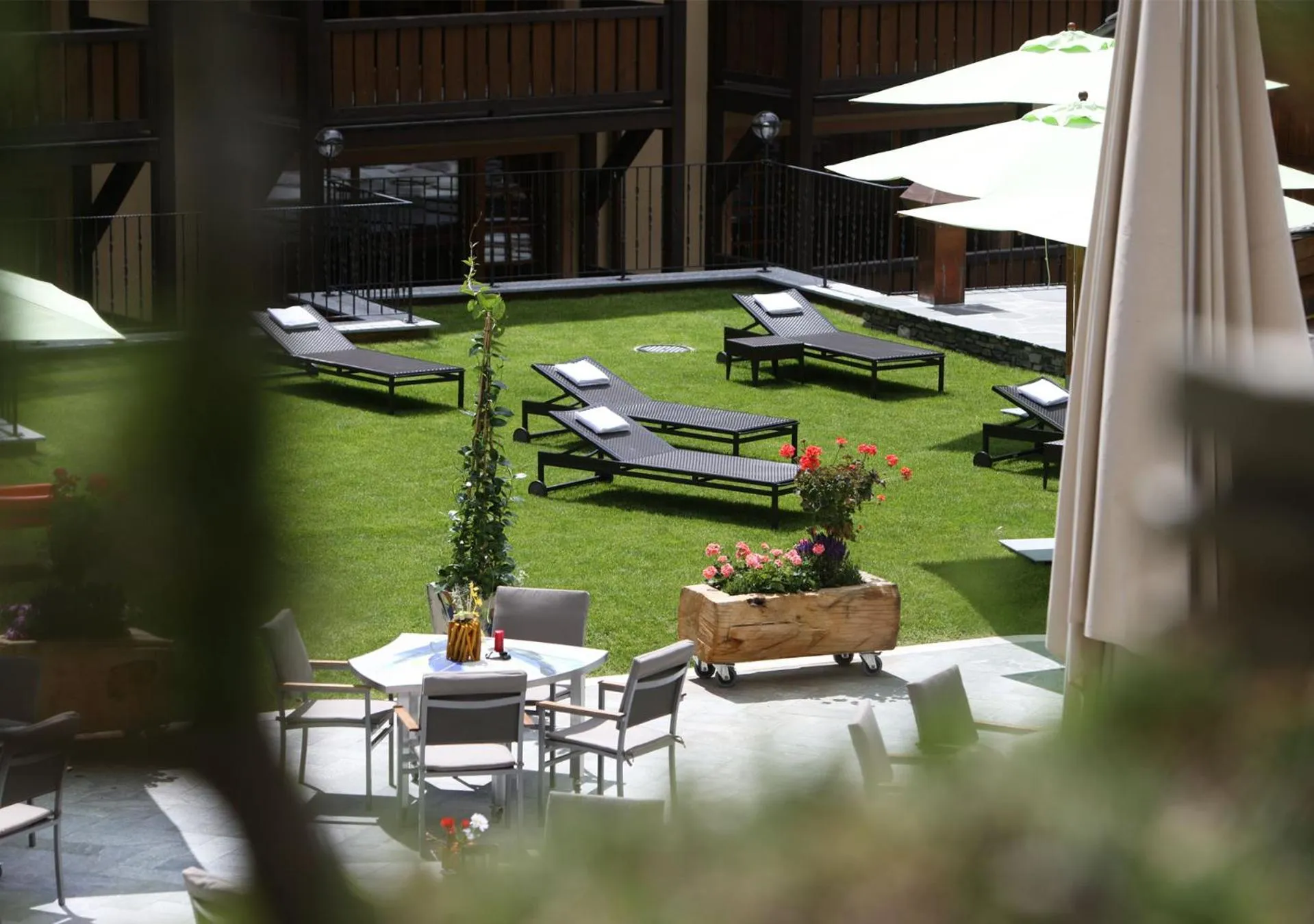 Spring in Resort Hotel Alex Zermatt