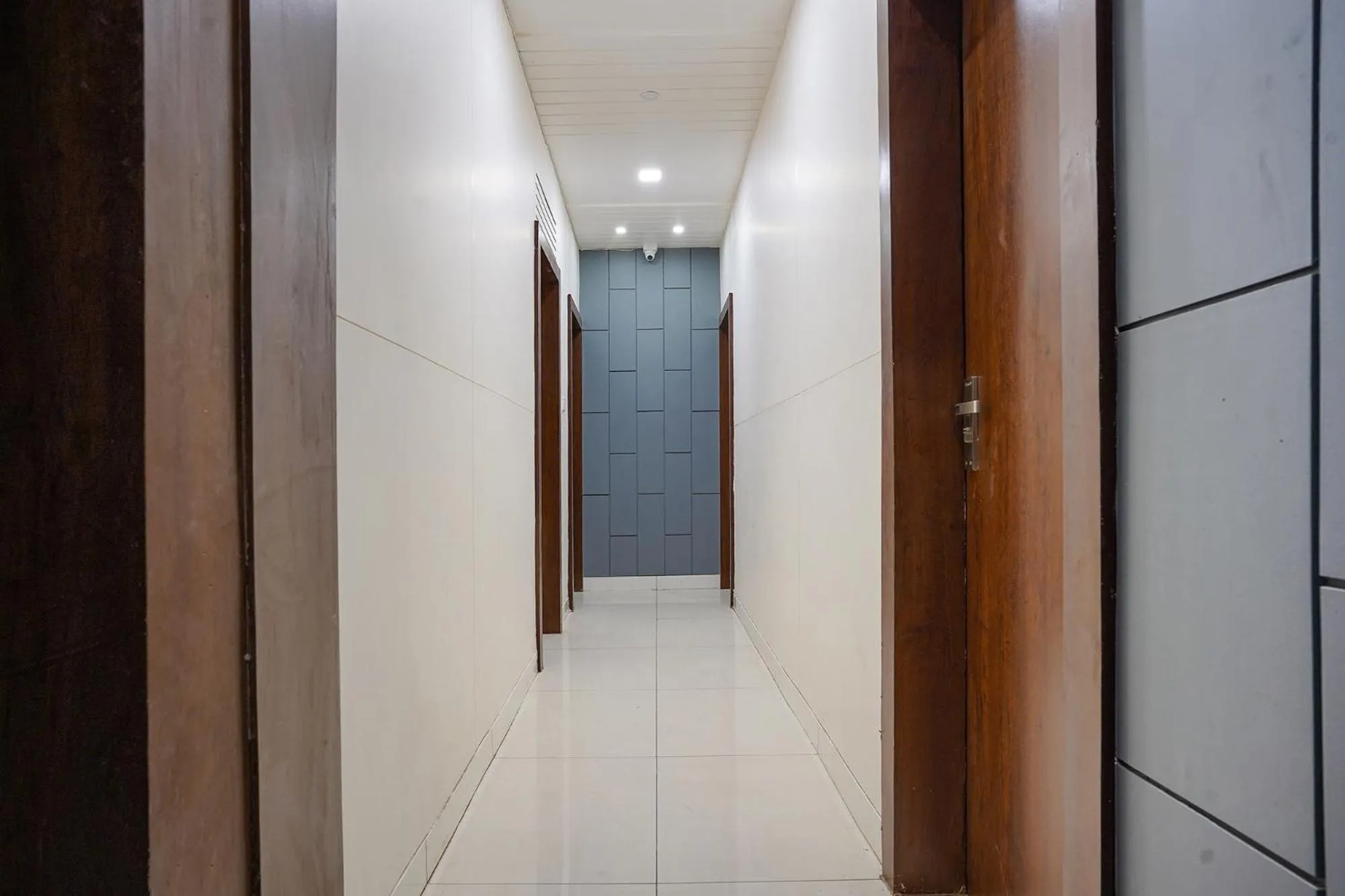 Lobby or reception in FabExpress Ritik