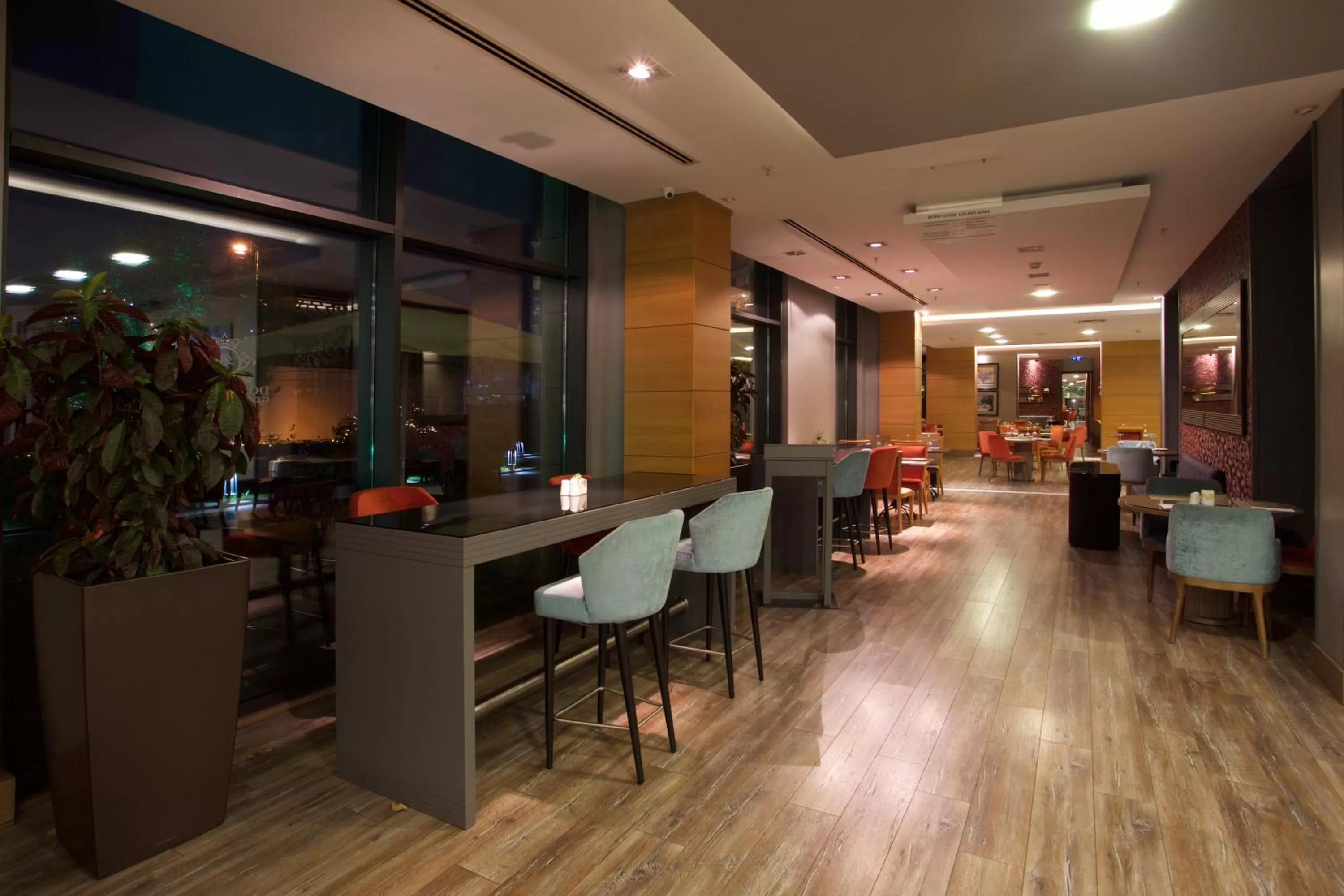 Restaurant/places to eat in Dosso Dossi Hotels & SPA Golden Horn