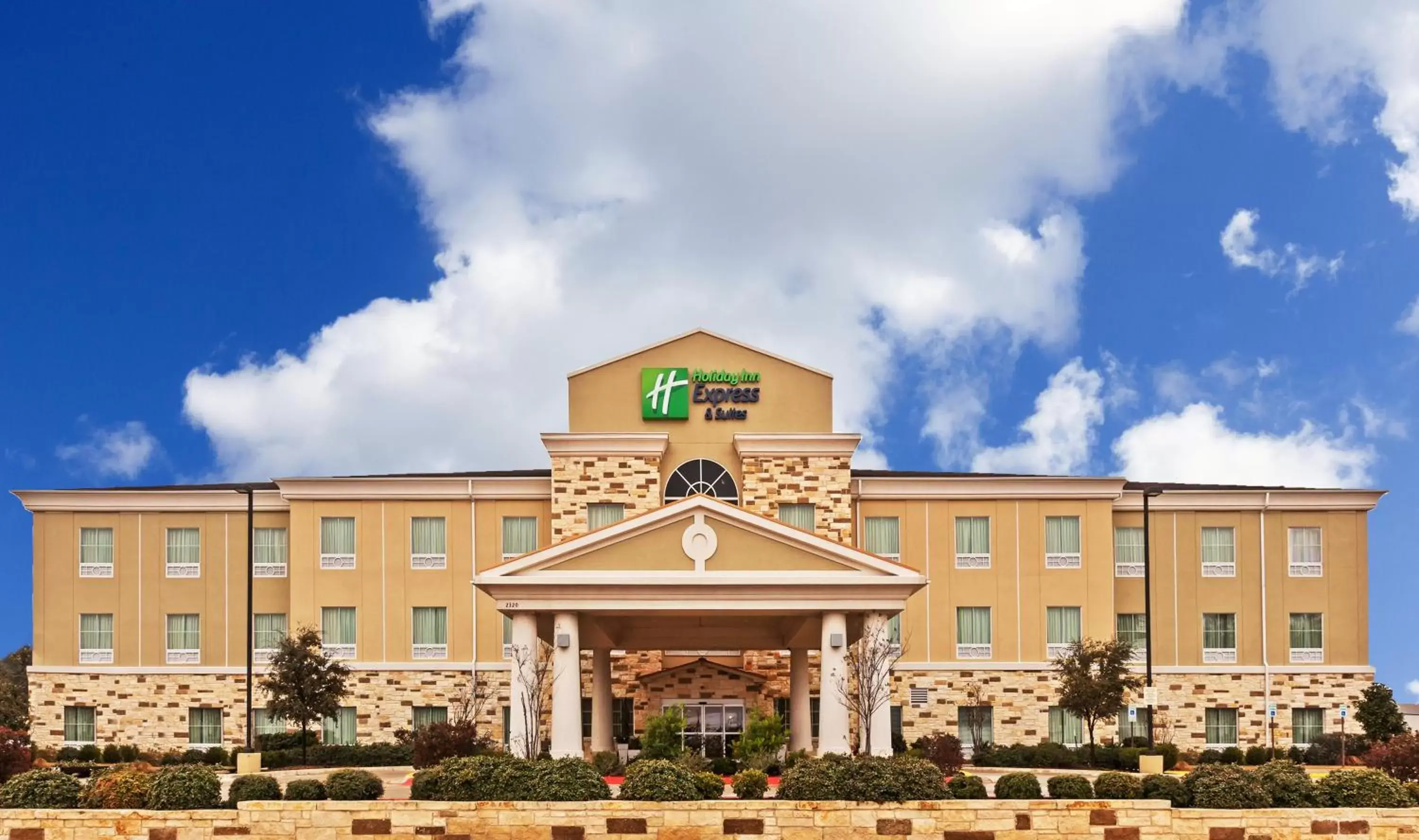 Holiday Inn Express & Suites Brady by IHG Holiday Inn Express & Suites Brady by IHG