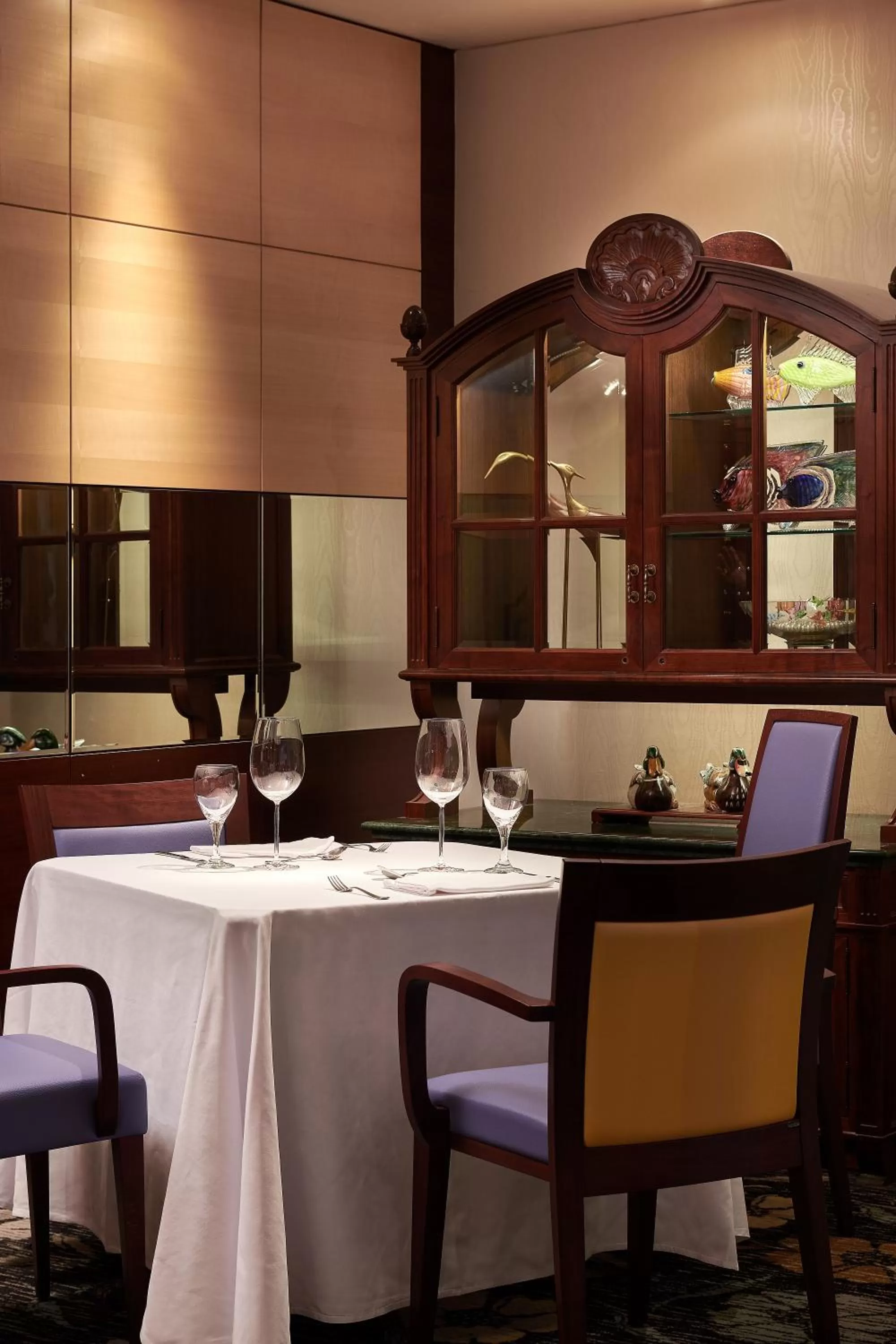 Restaurant/places to eat in The Riviera Hotel Taipei