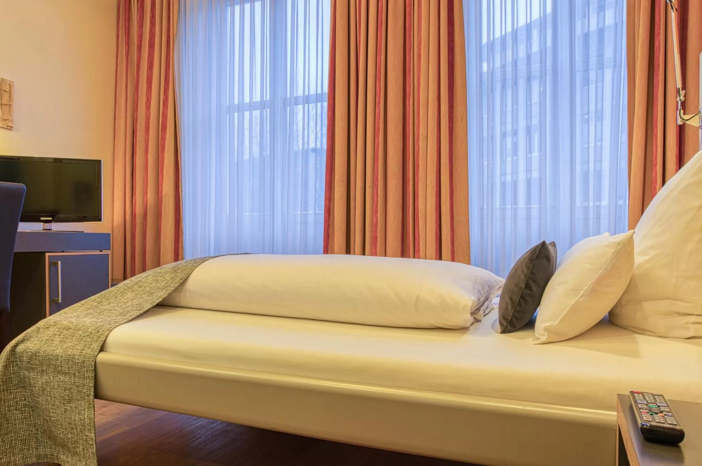 Photo of the whole room, Seating Area in Best Western Hotel Bremen City