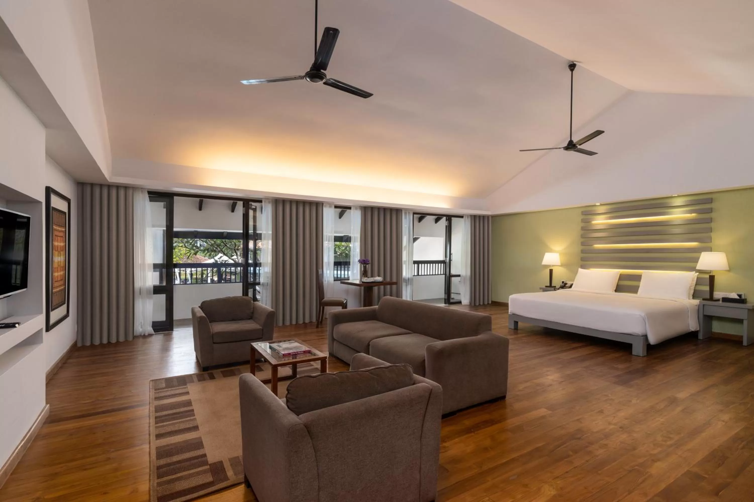 Balcony/Terrace, Bed in Thaala Bentota