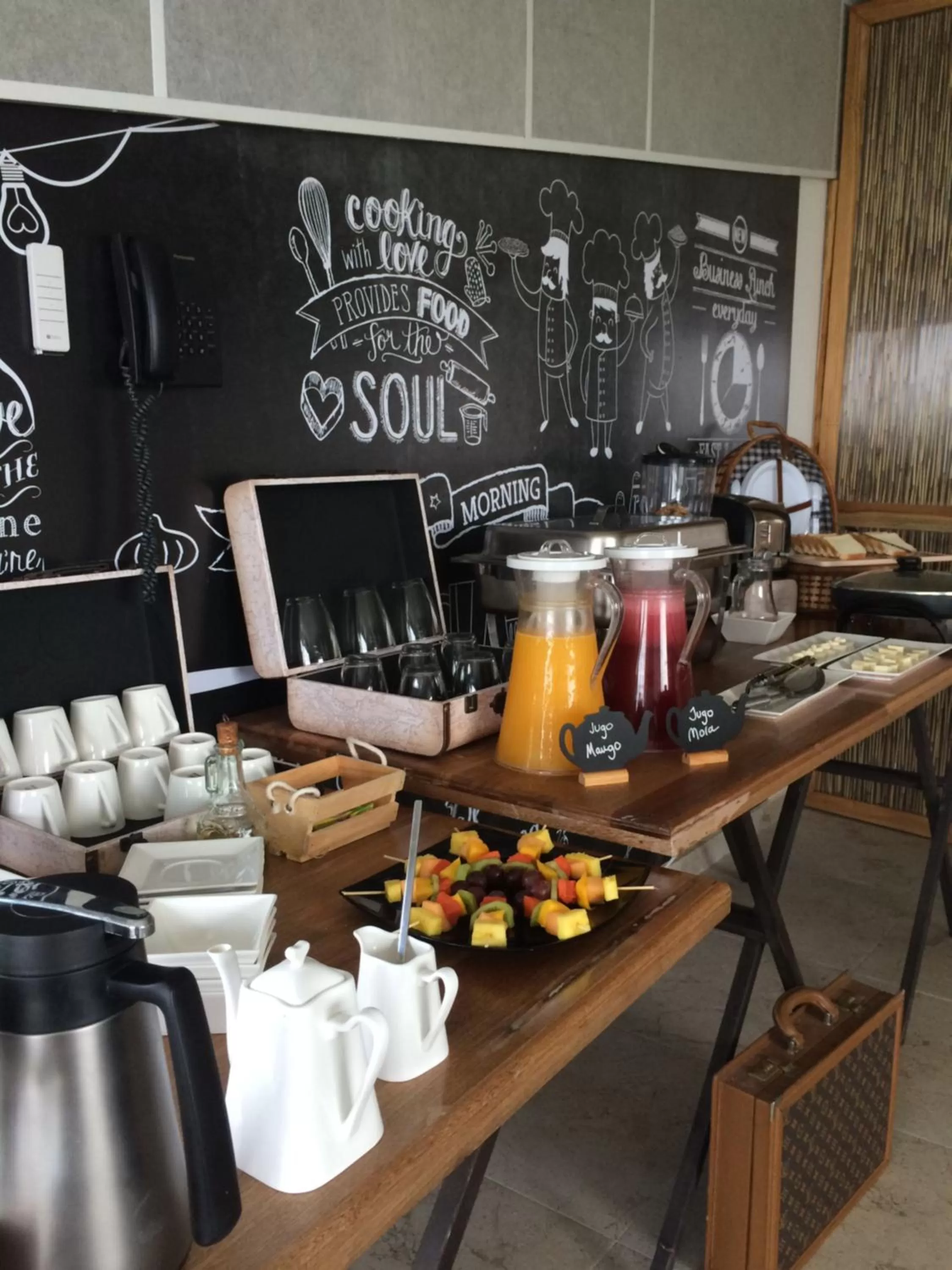 Breakfast, Restaurant/Places to Eat in Hausen Hotel - Suites