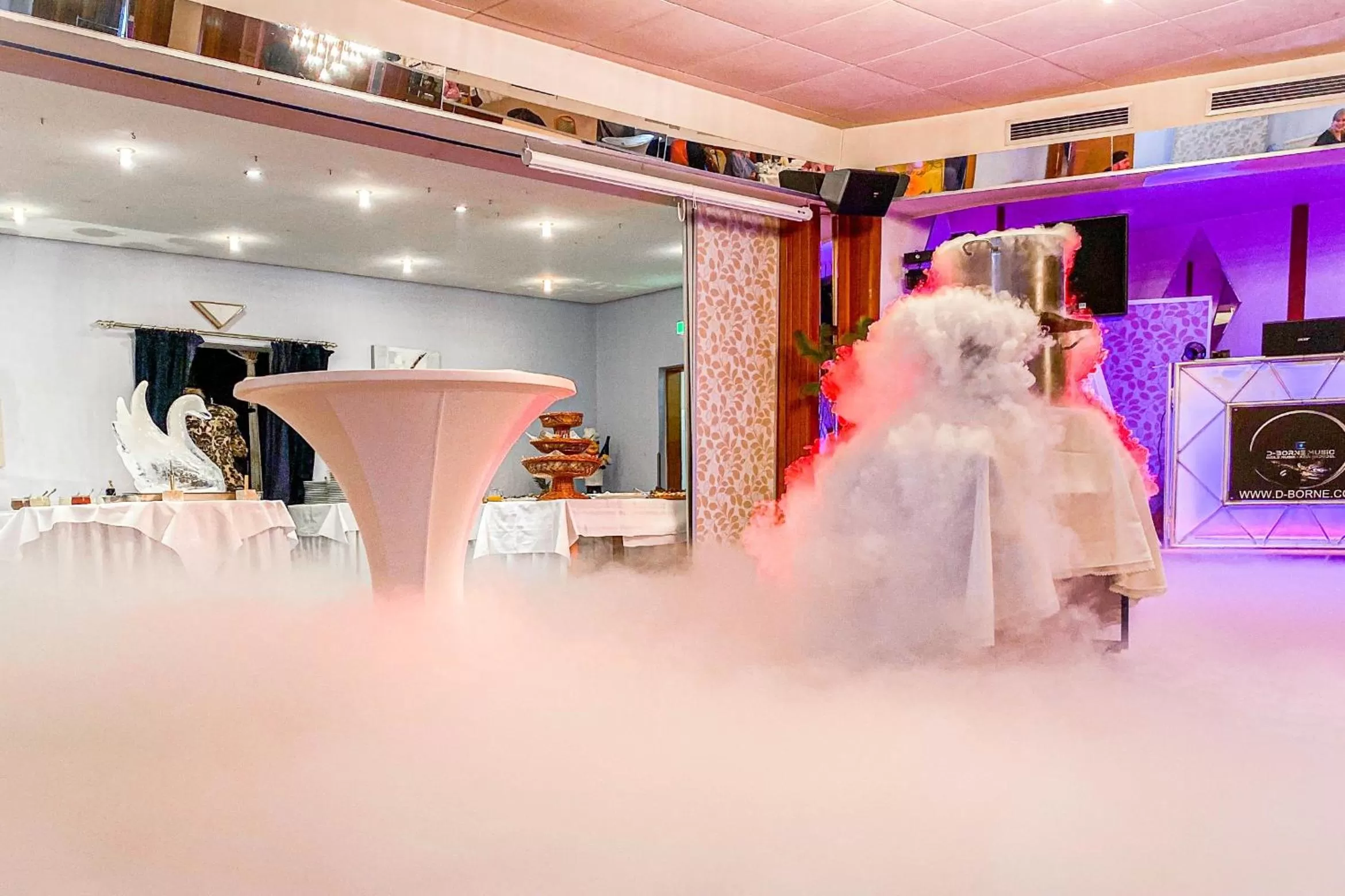 Restaurant/places to eat in Hotel-Restaurant Vier Linden