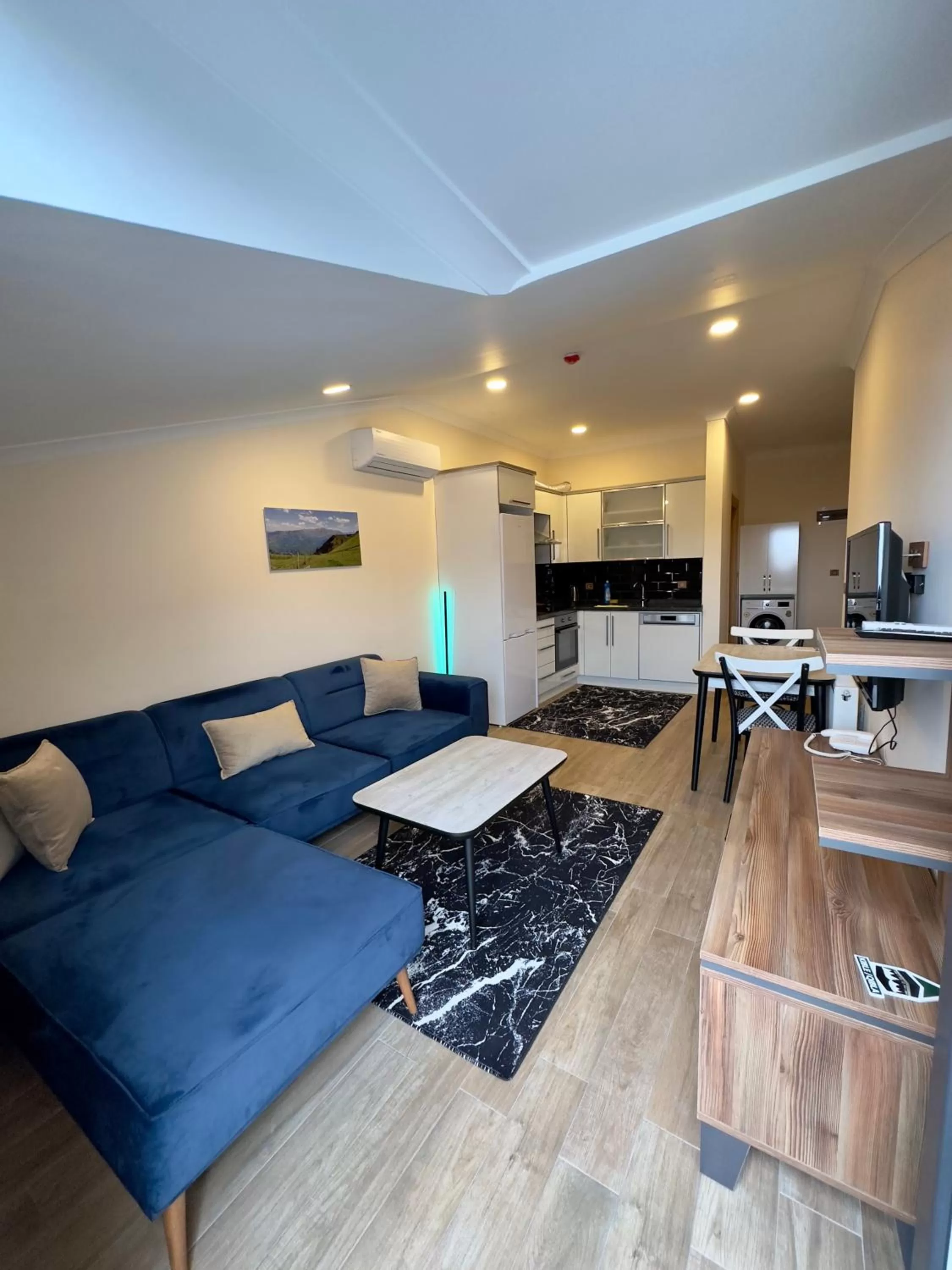 Living room in White House Apart