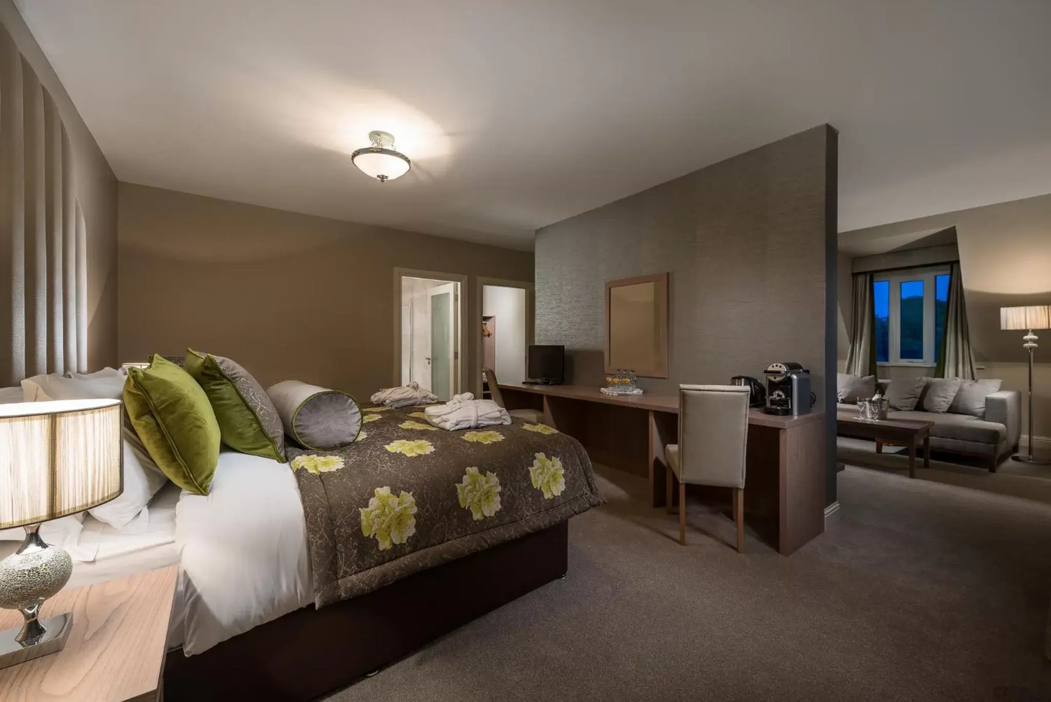 Moet Suite - single occupancy in Breaffy House Hotel and Spa Moet Suite - single occupancy in Breaffy House Hotel and Spa