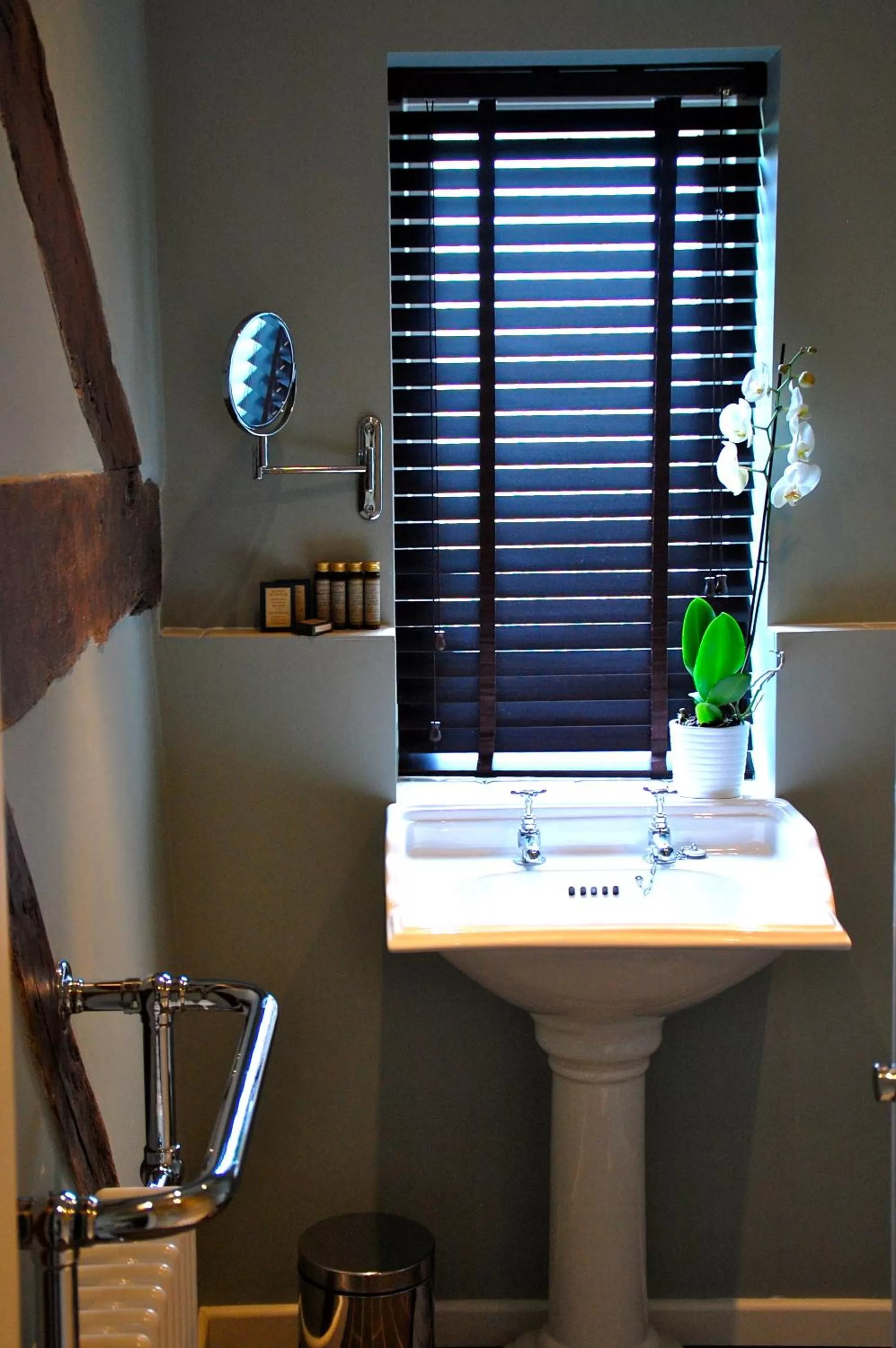 Bathroom in The Bridge House