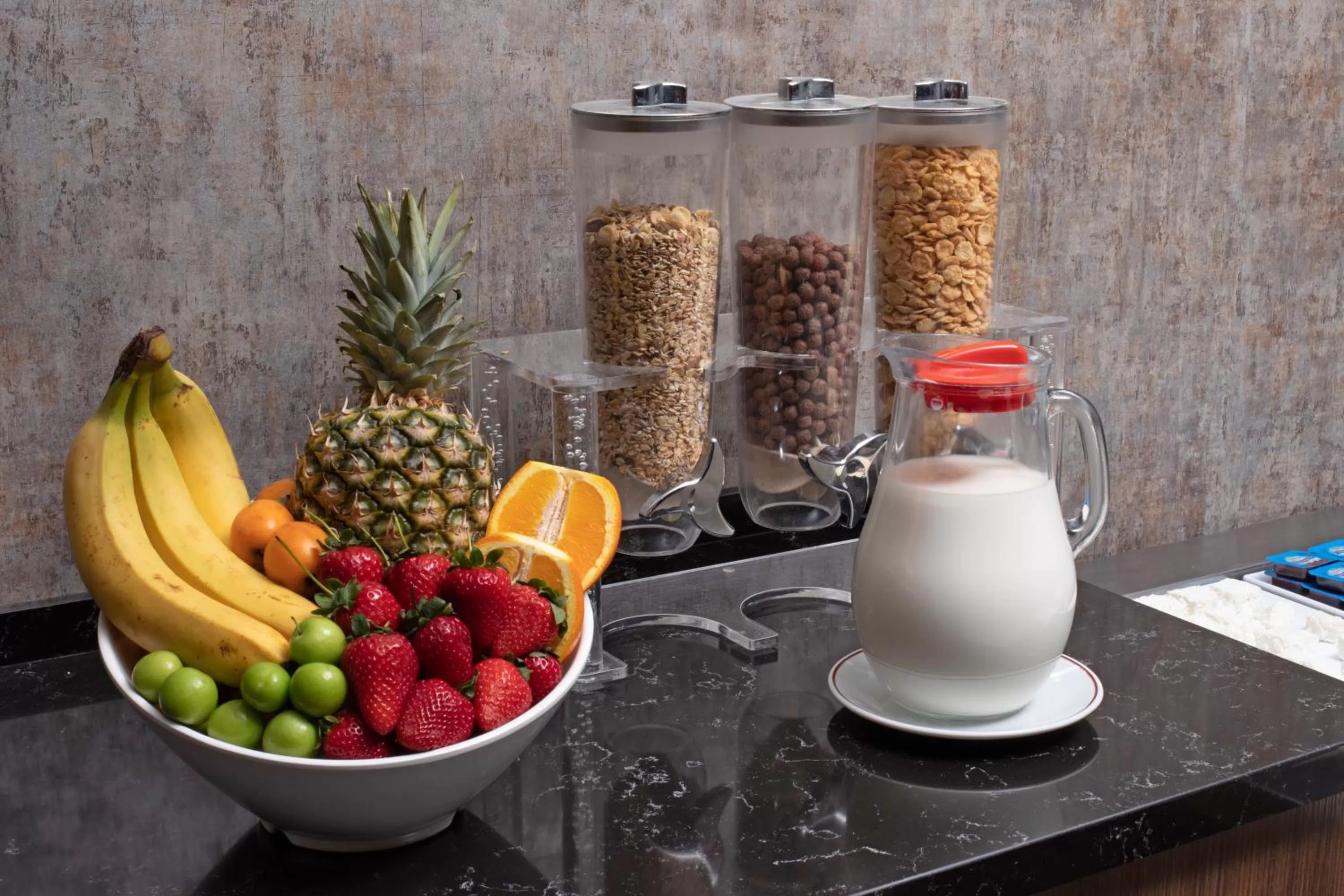 Buffet breakfast in Pianoforte by Febor Hotels&Spa