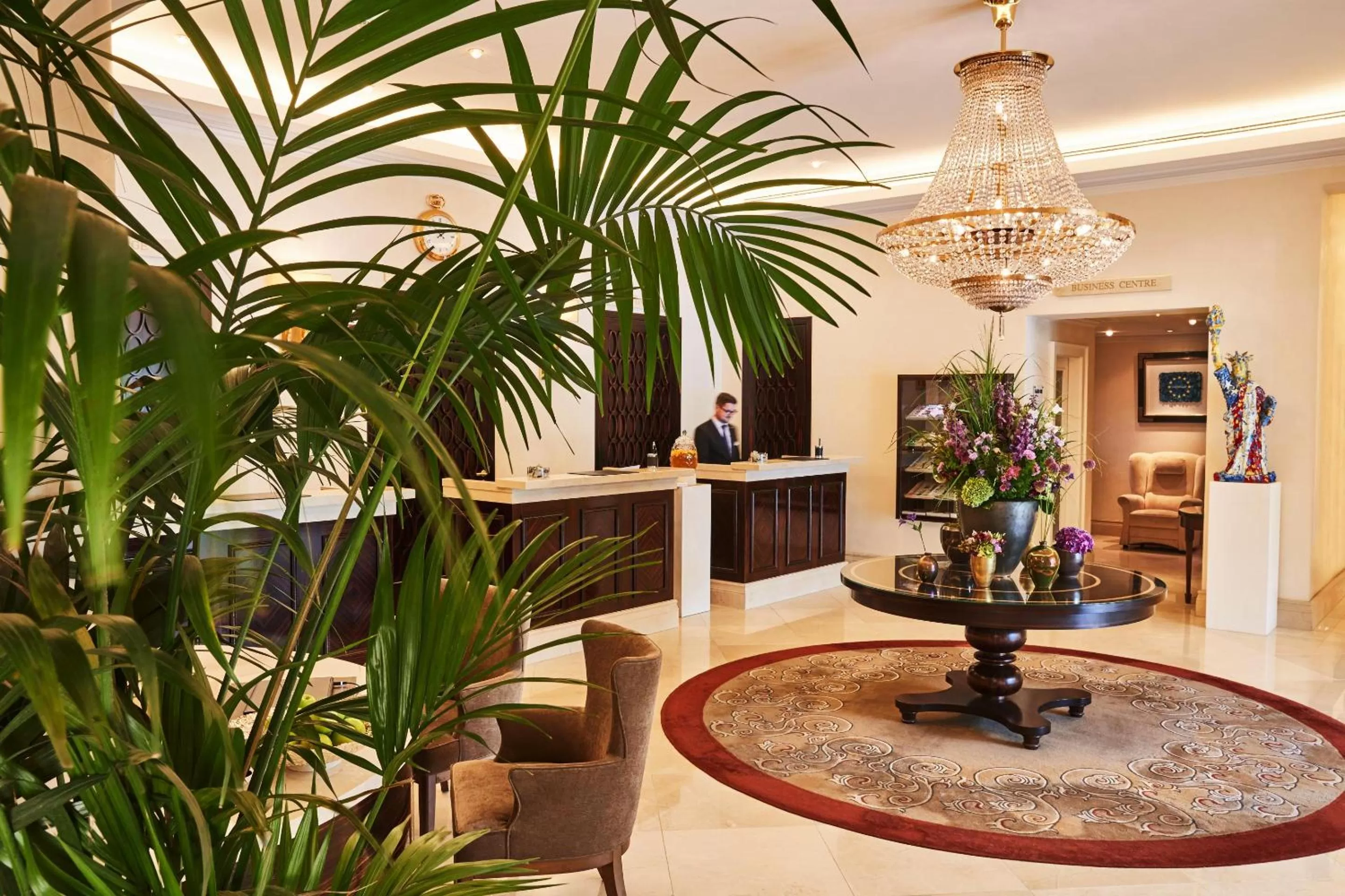 Lobby or reception in Steigenberger Icon Parkhotel Düsseldorf