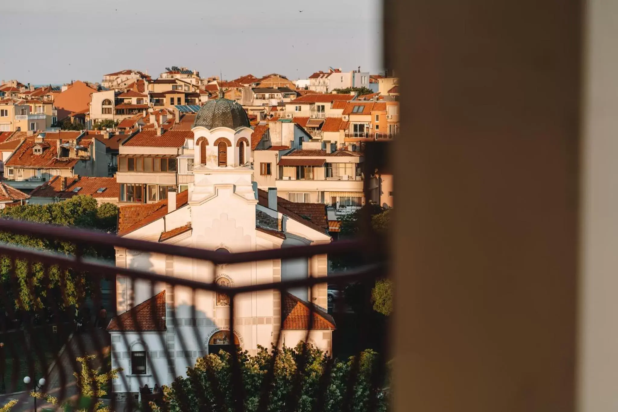 Deluxe Queen Room - single occupancy in Saint George Hotel & Medical Spa Deluxe Queen Room - single occupancy in Saint George Hotel & Medical Spa